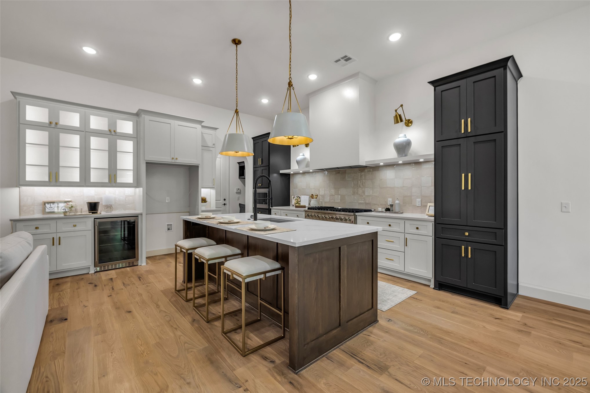 4127 S Cincinnati Avenue