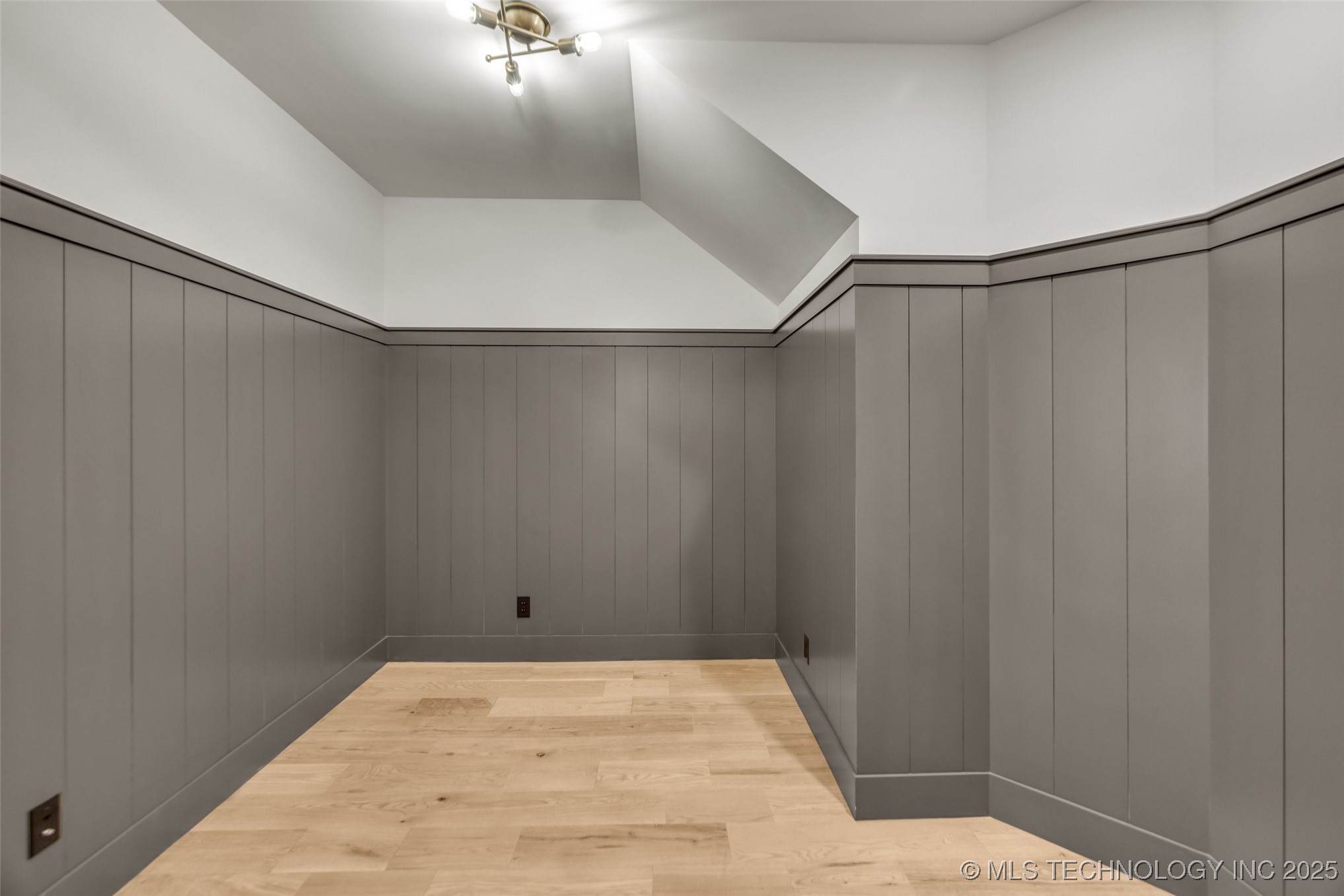 4127 S Cincinnati Avenue