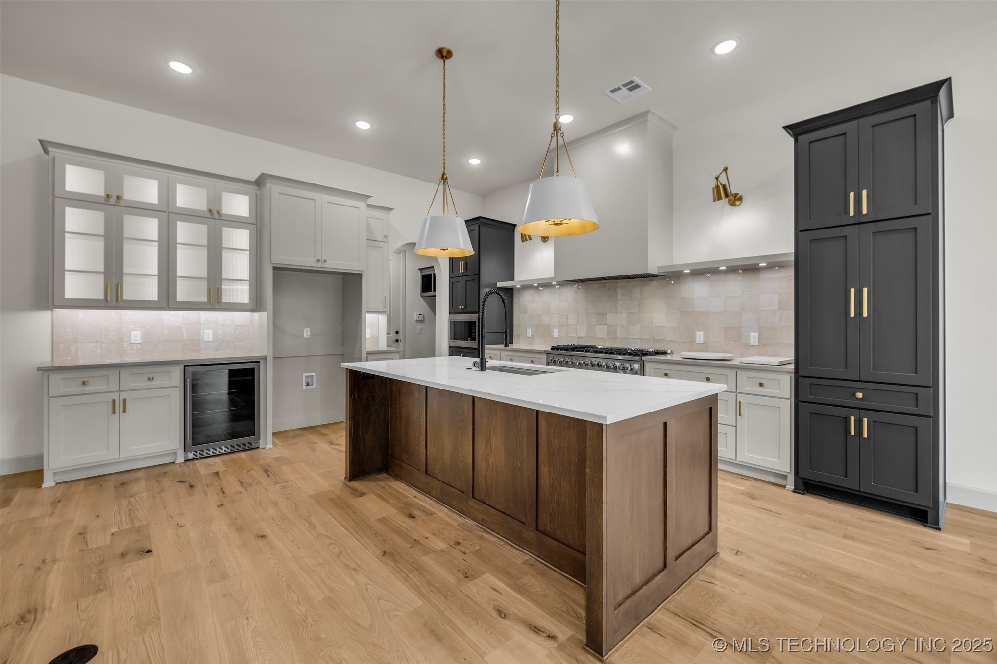 4127 S Cincinnati Avenue