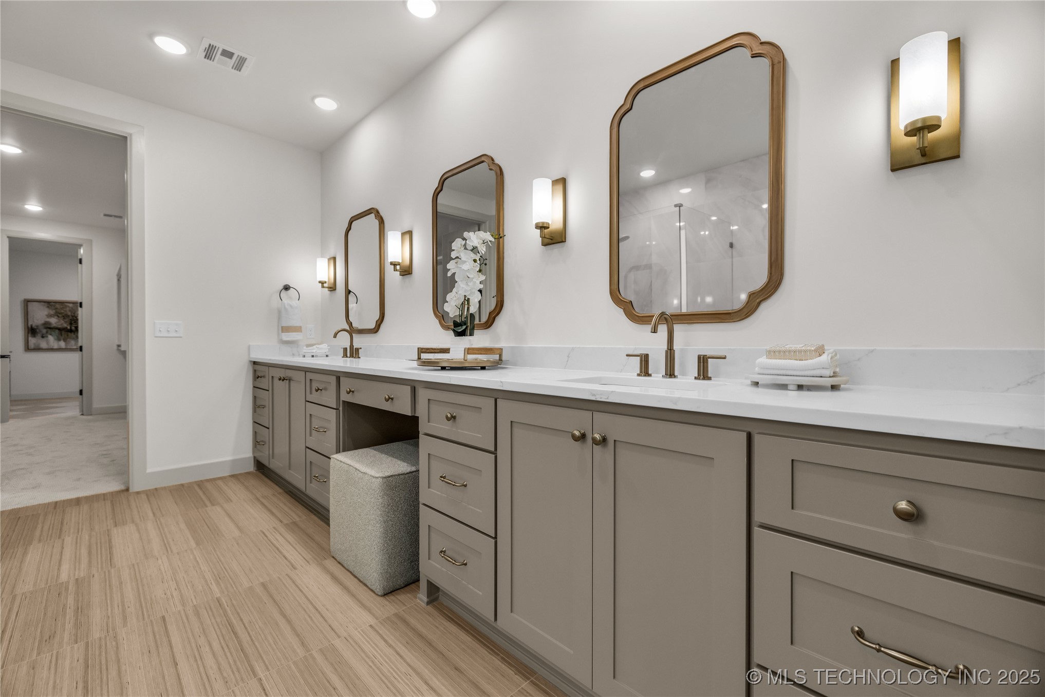 4127 S Cincinnati Avenue