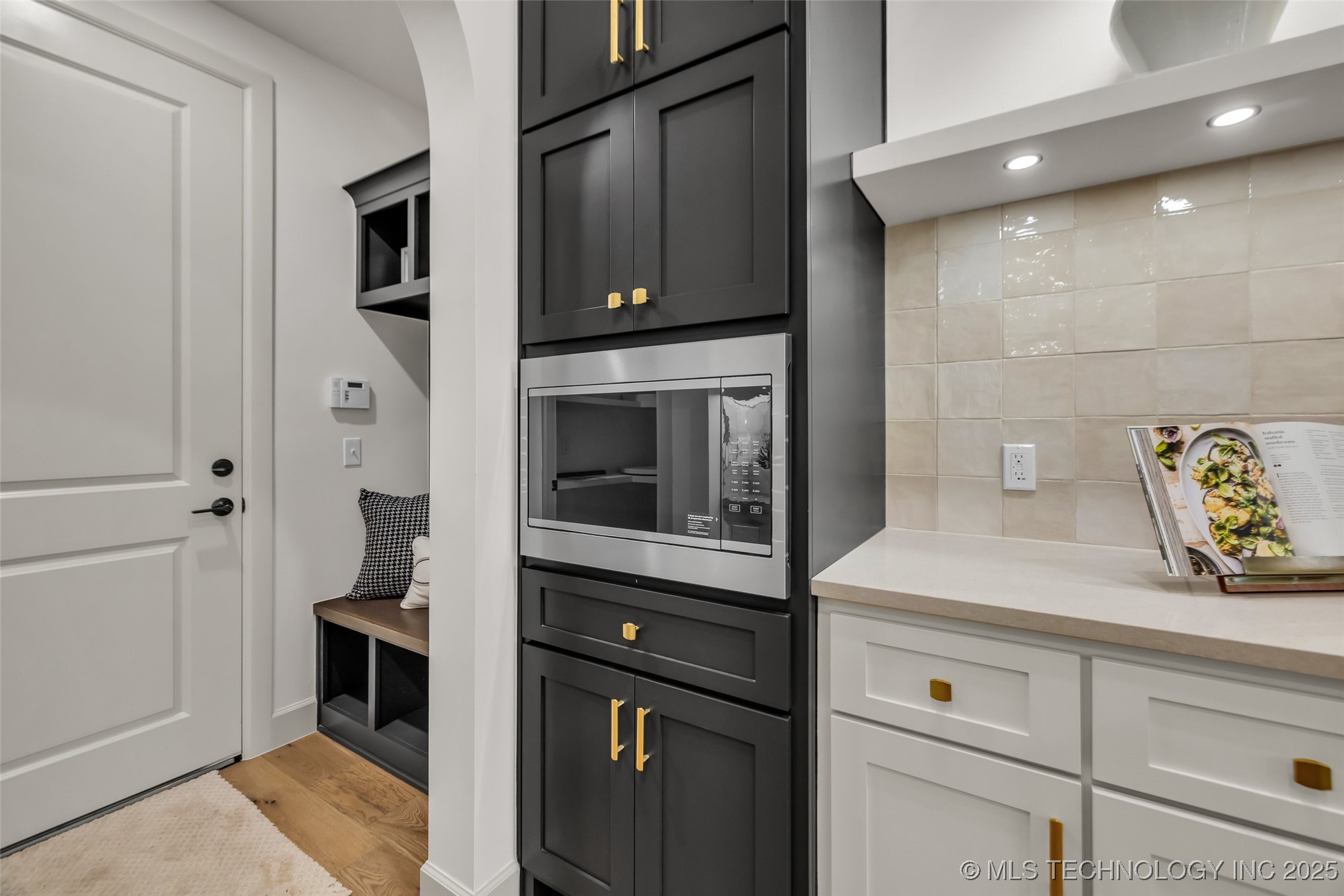 4127 S Cincinnati Avenue