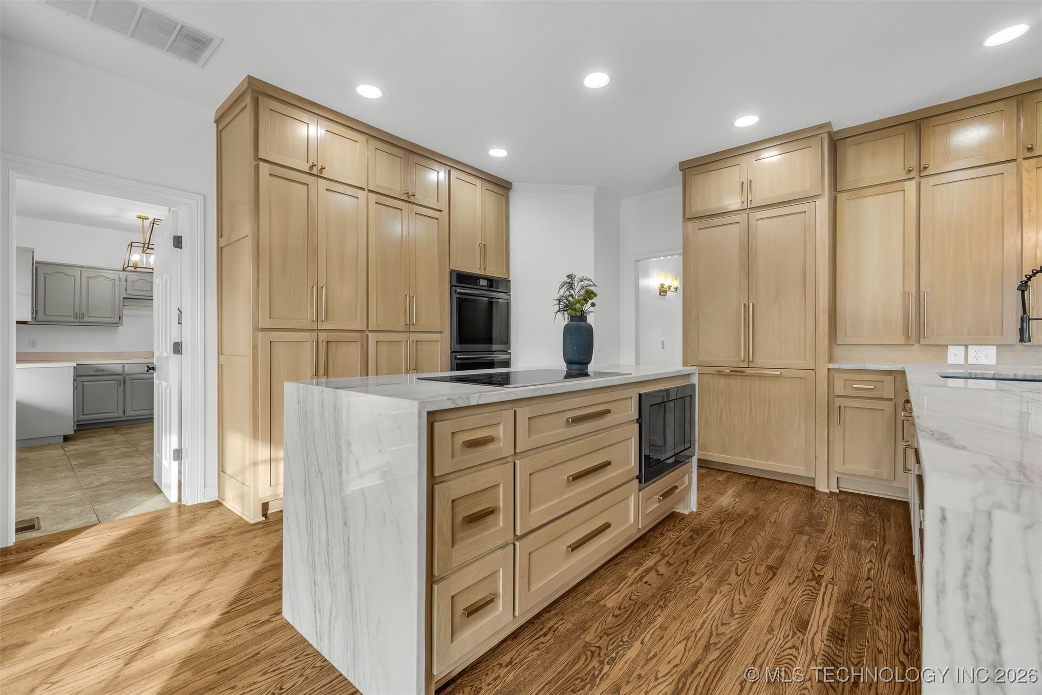 5414 E 109th Place