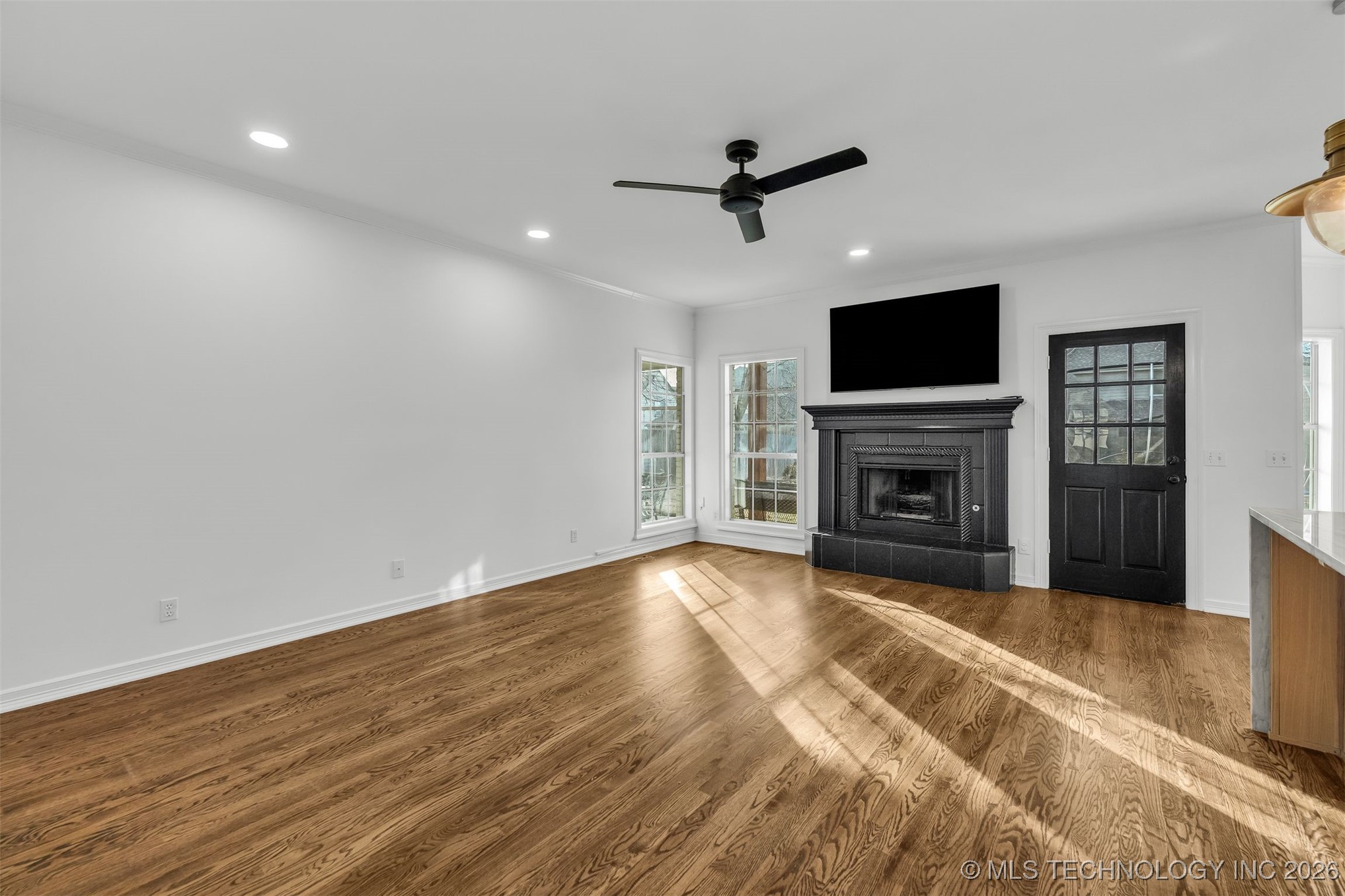 5414 E 109th Place