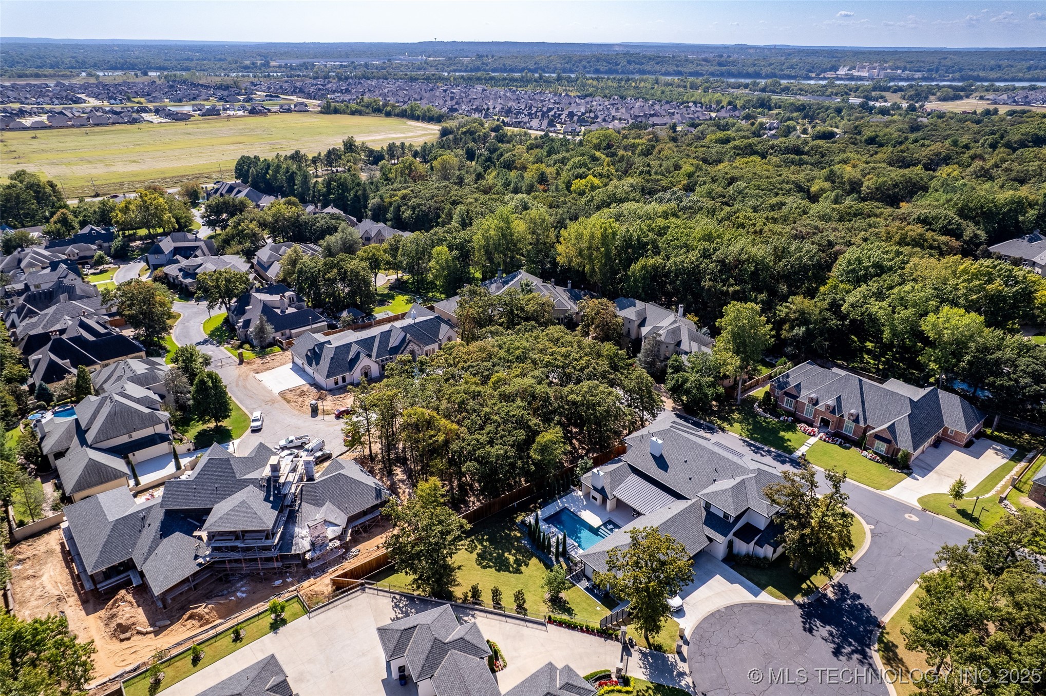 46 S 104th East Avenue