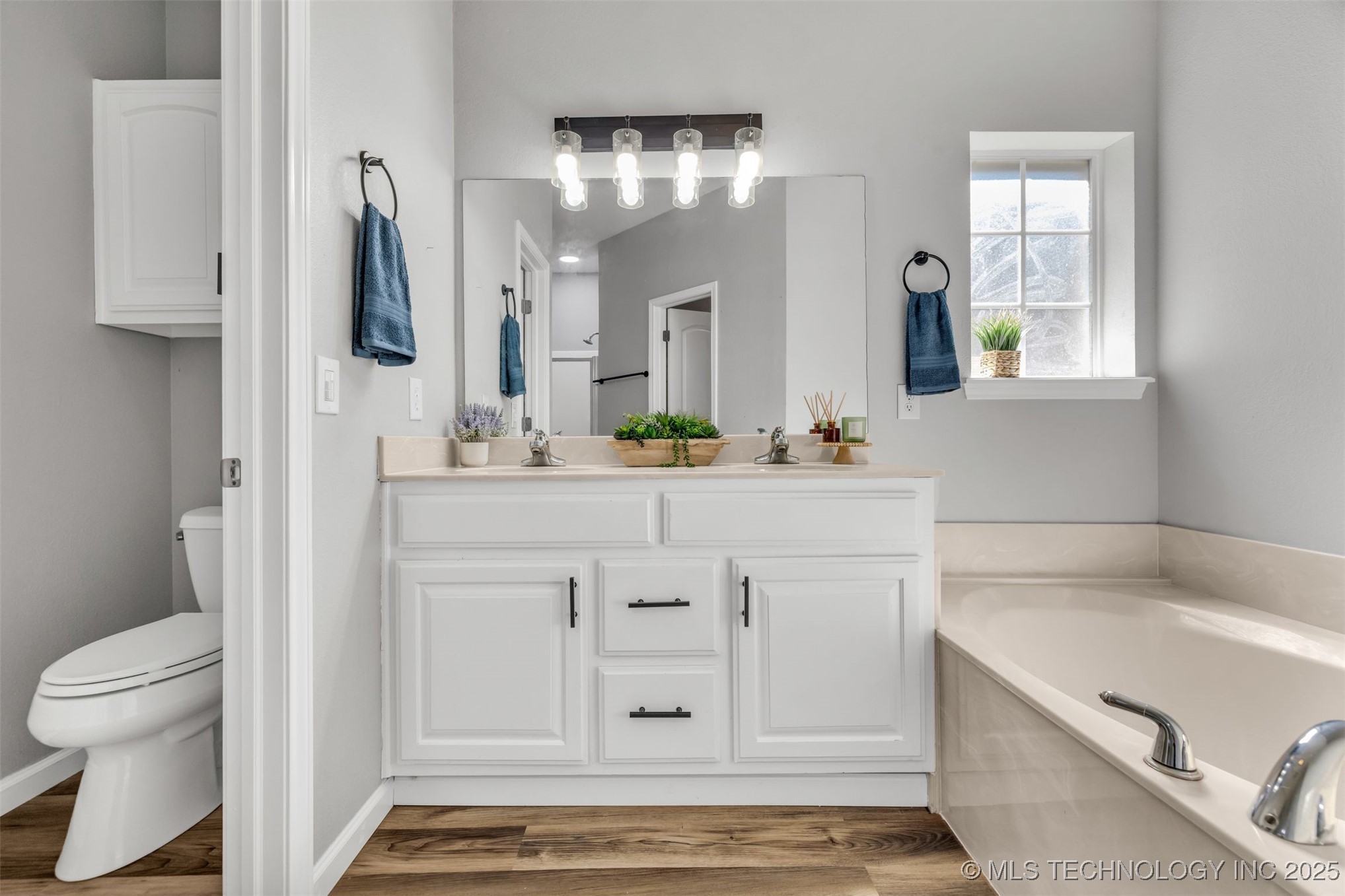 3129 S 201st East Avenue