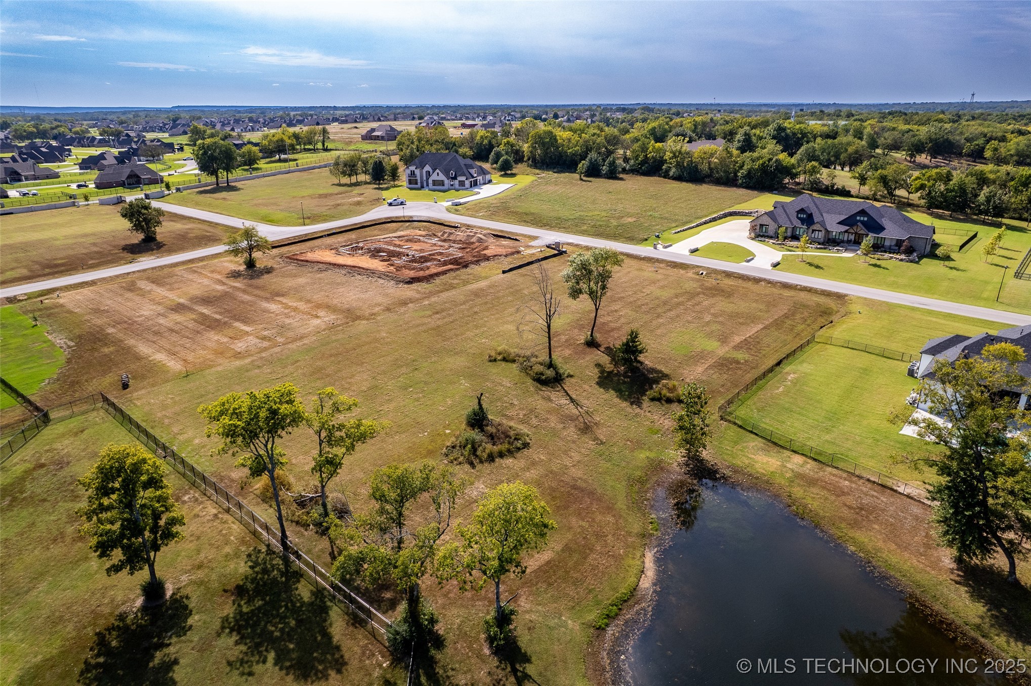 10957 S 218th East East Avenue