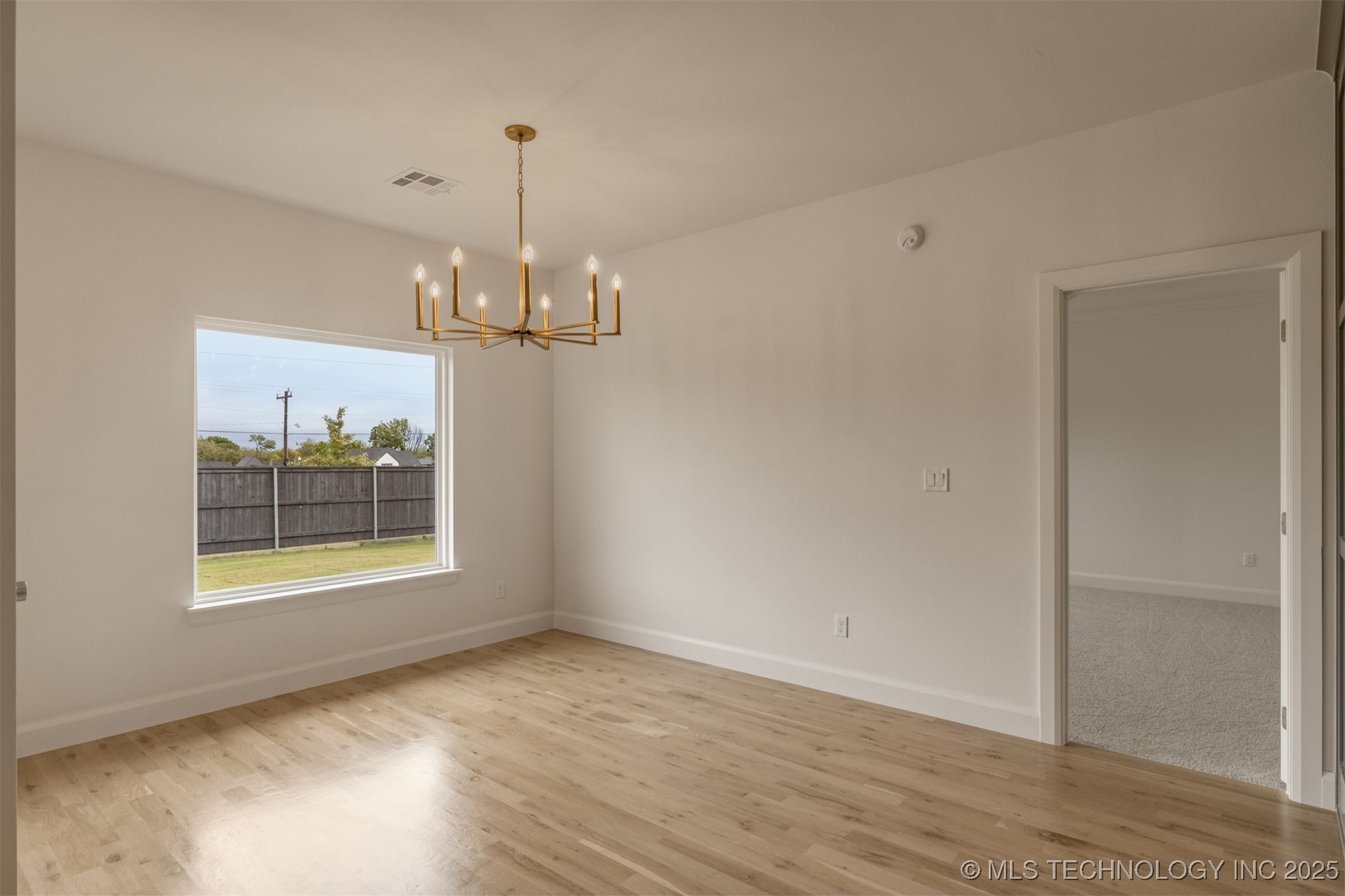 13647 S 21st Place E