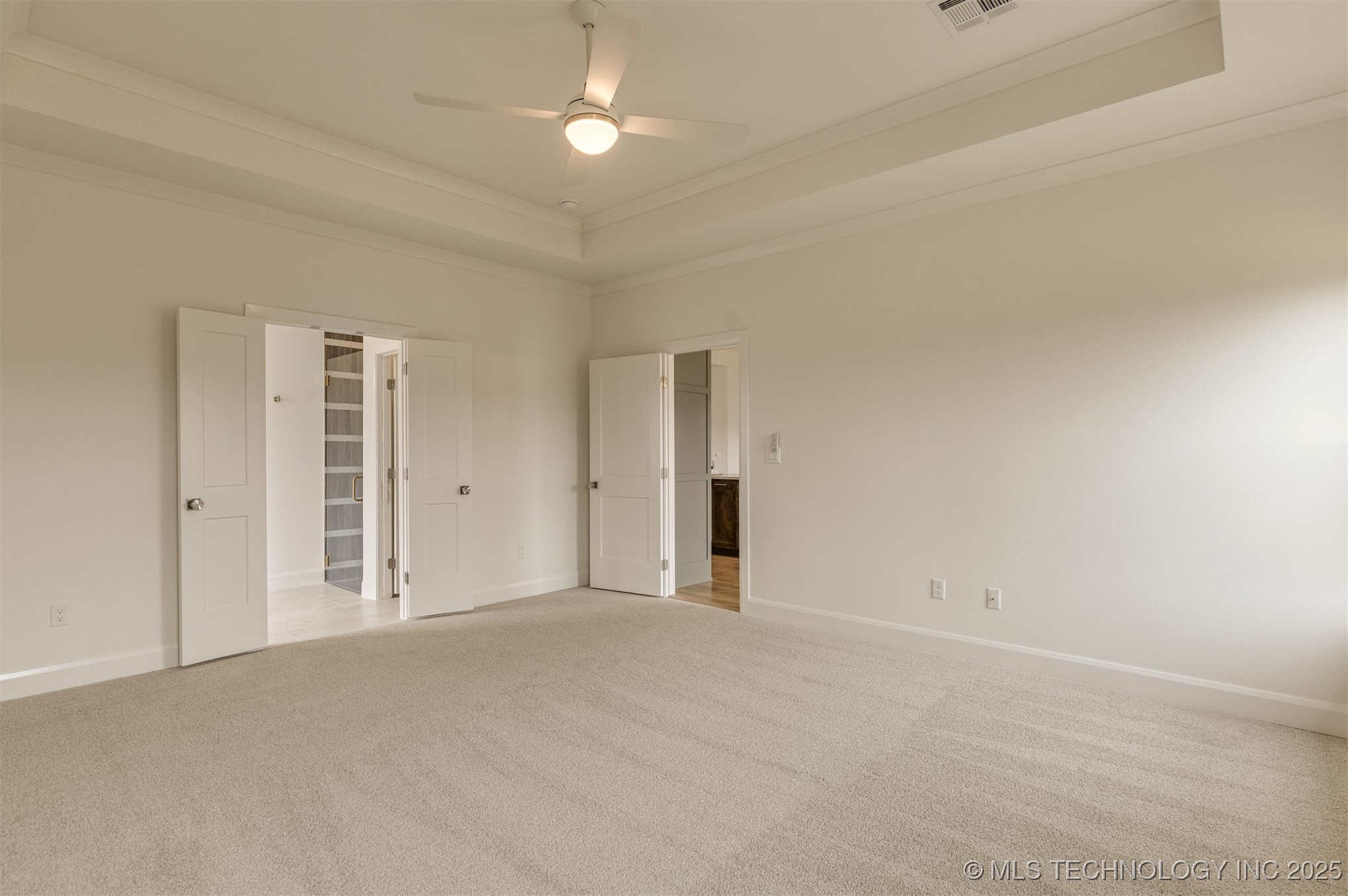 13647 S 21st Place E