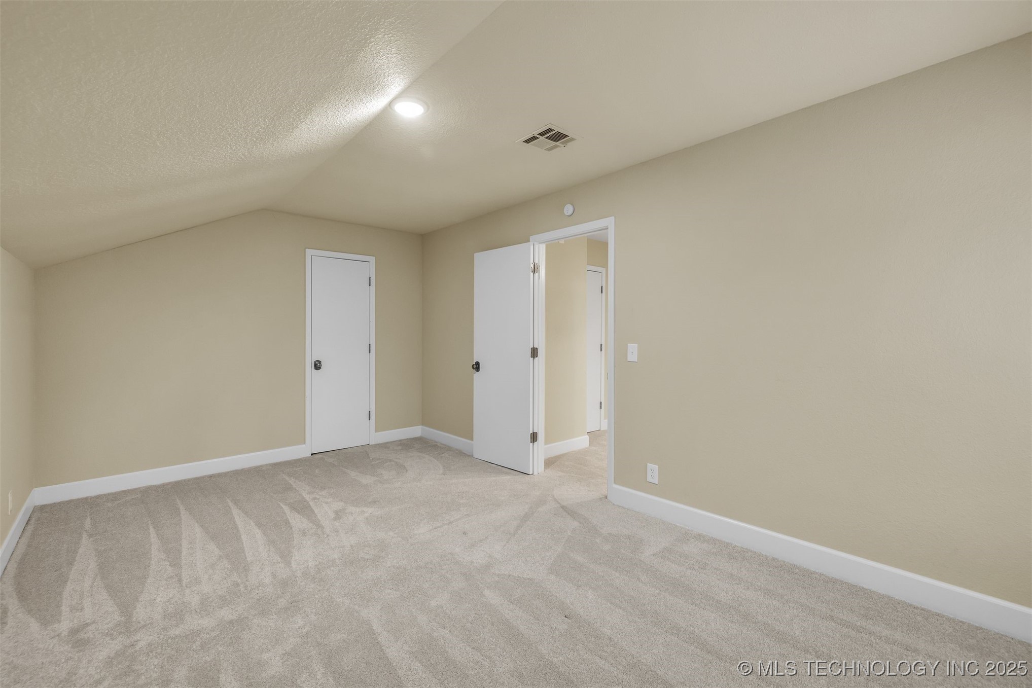 8623 S 73rd East Avenue