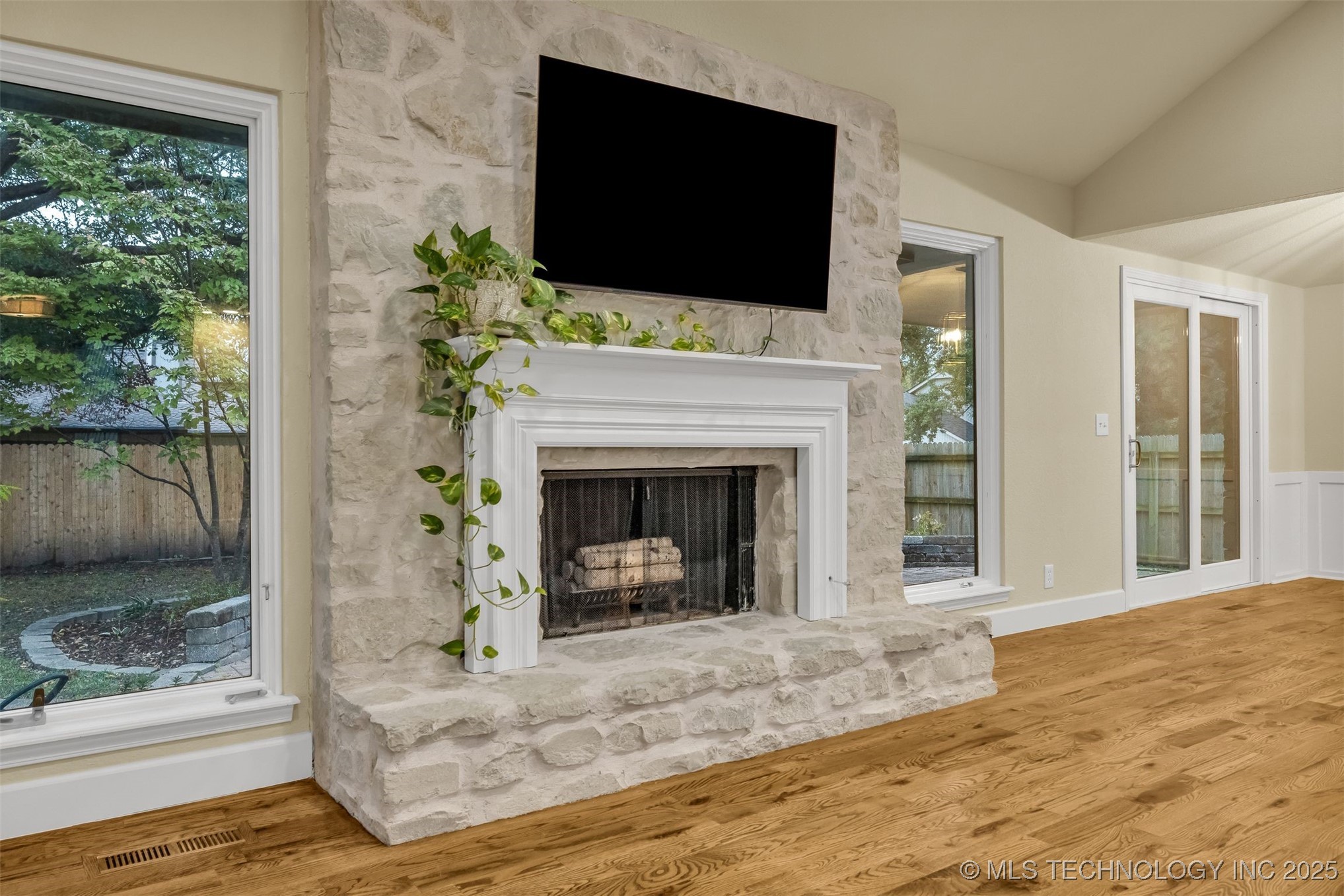 8623 S 73rd East Avenue