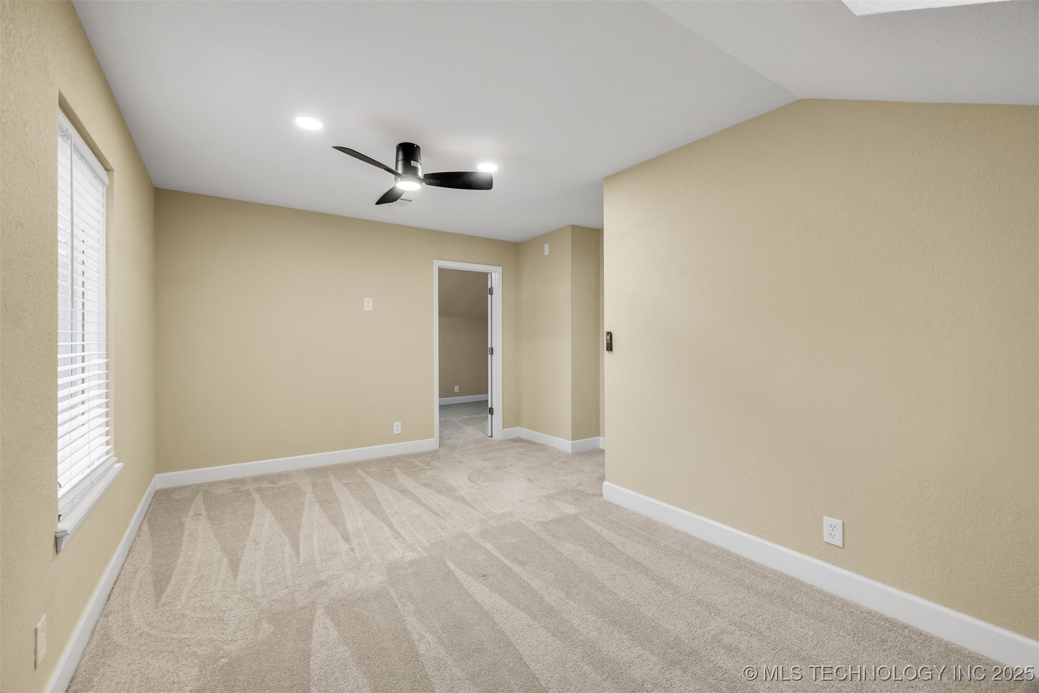 8623 S 73rd East Avenue