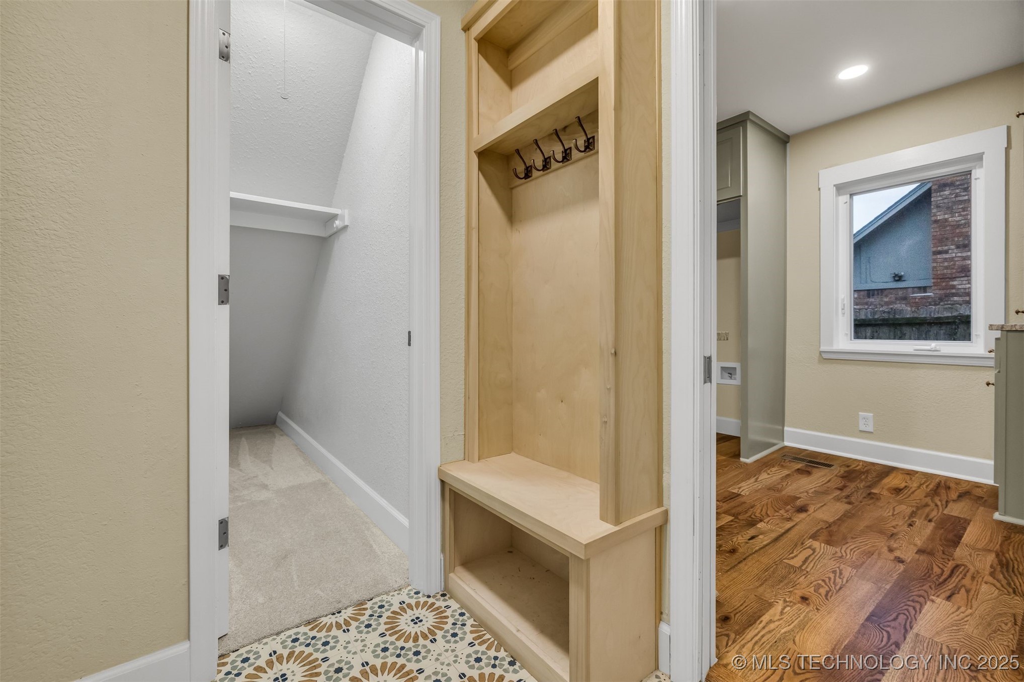 8623 S 73rd East Avenue