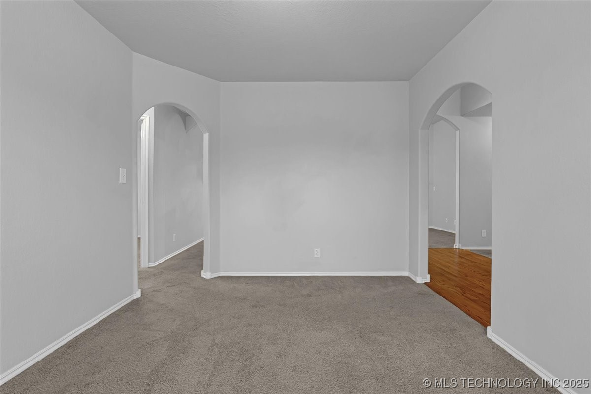 712 E Canton Street