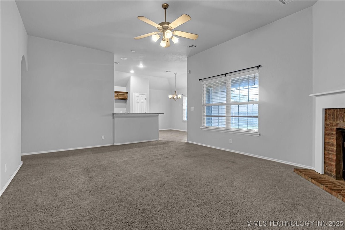 712 E Canton Street