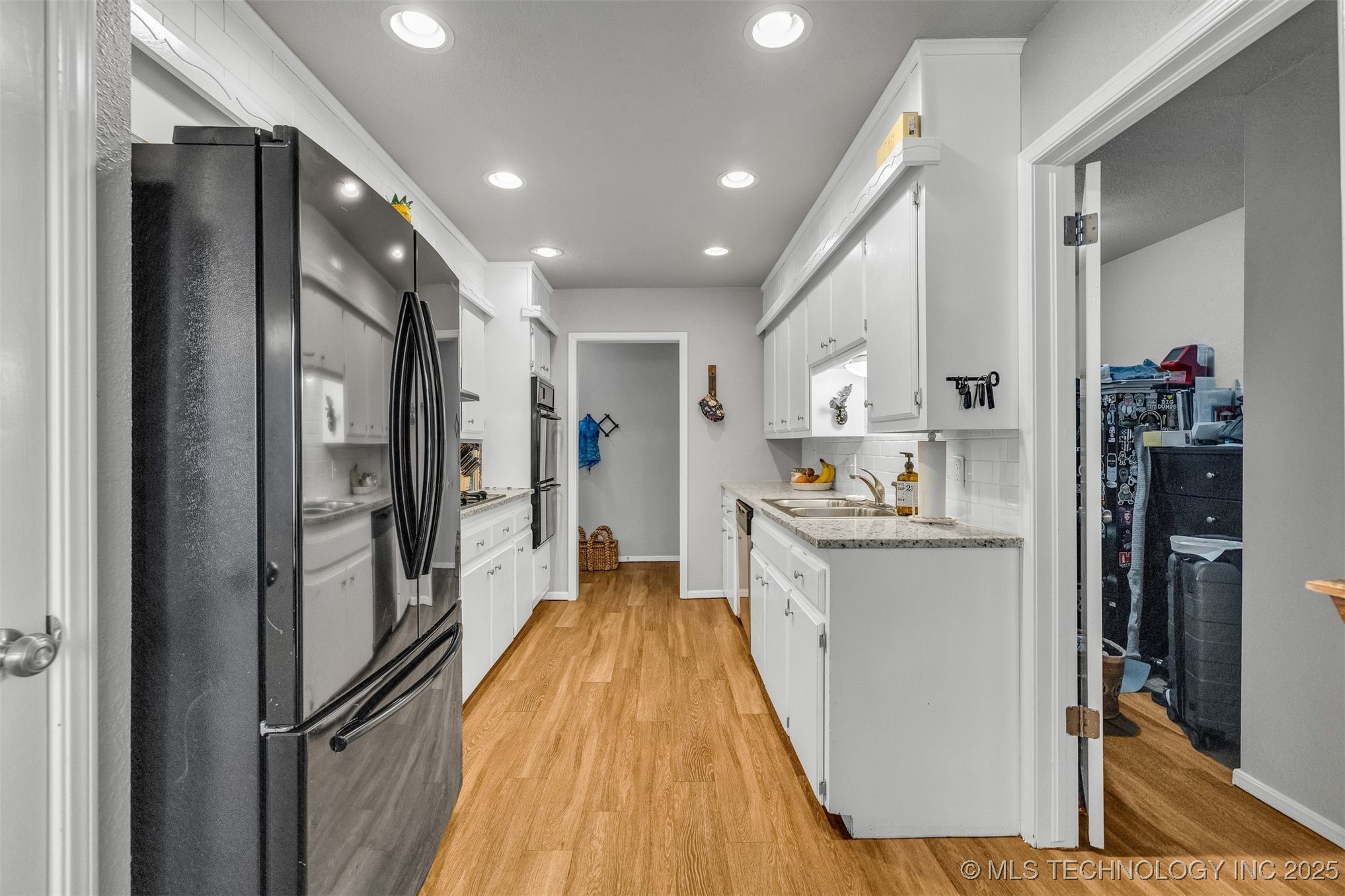 1109 N Hickory Court