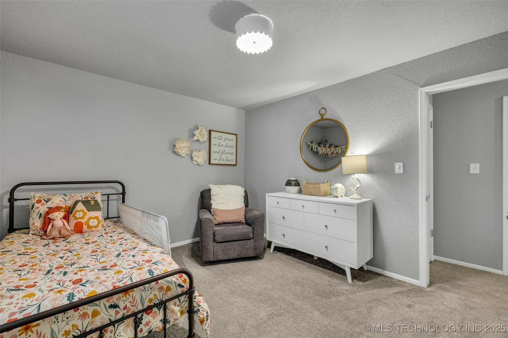 1109 N Hickory Court