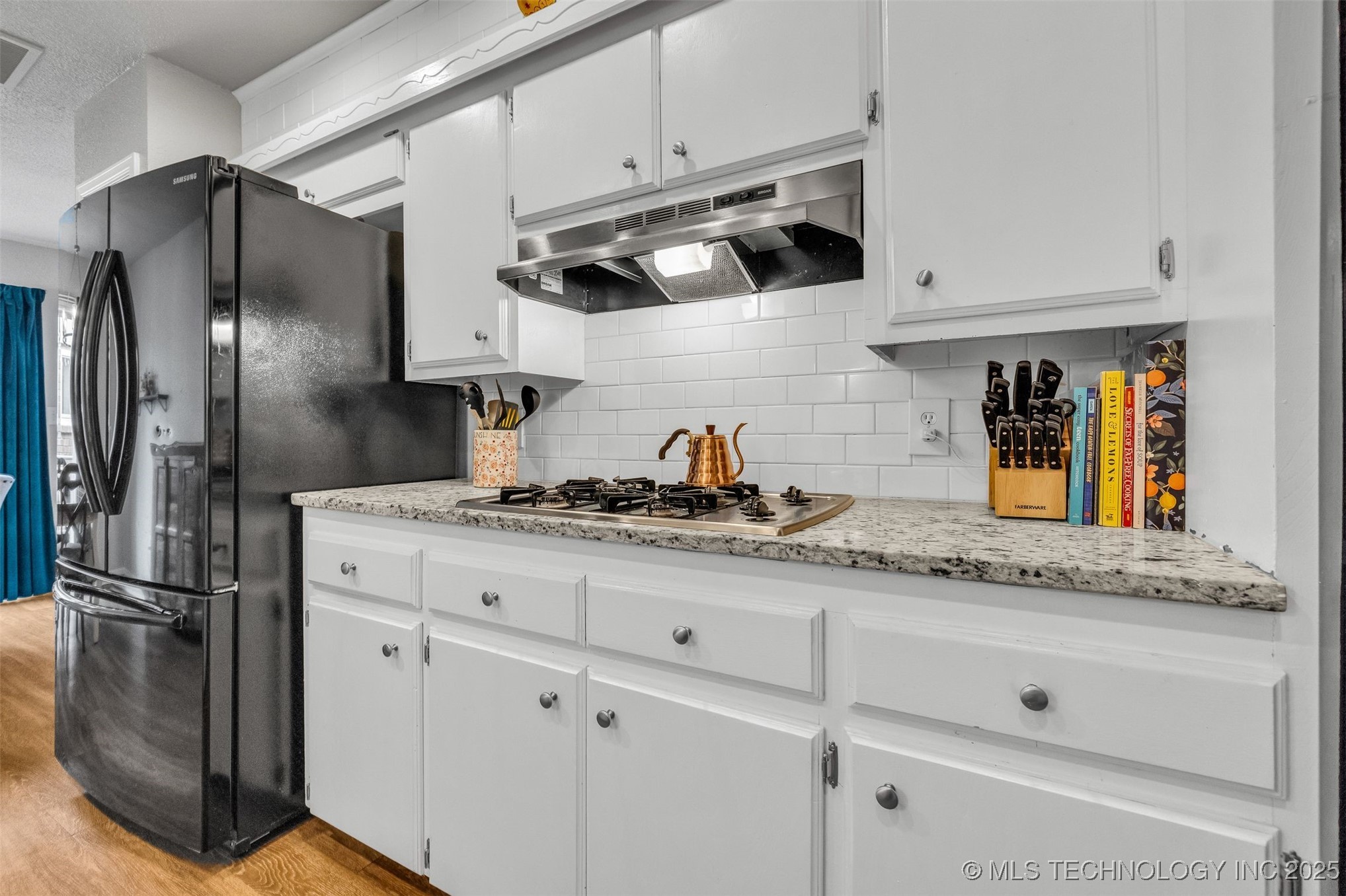 1109 N Hickory Court