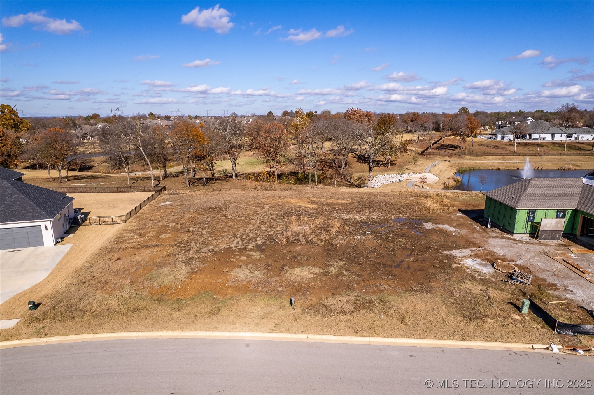 8812 E Elgin Street