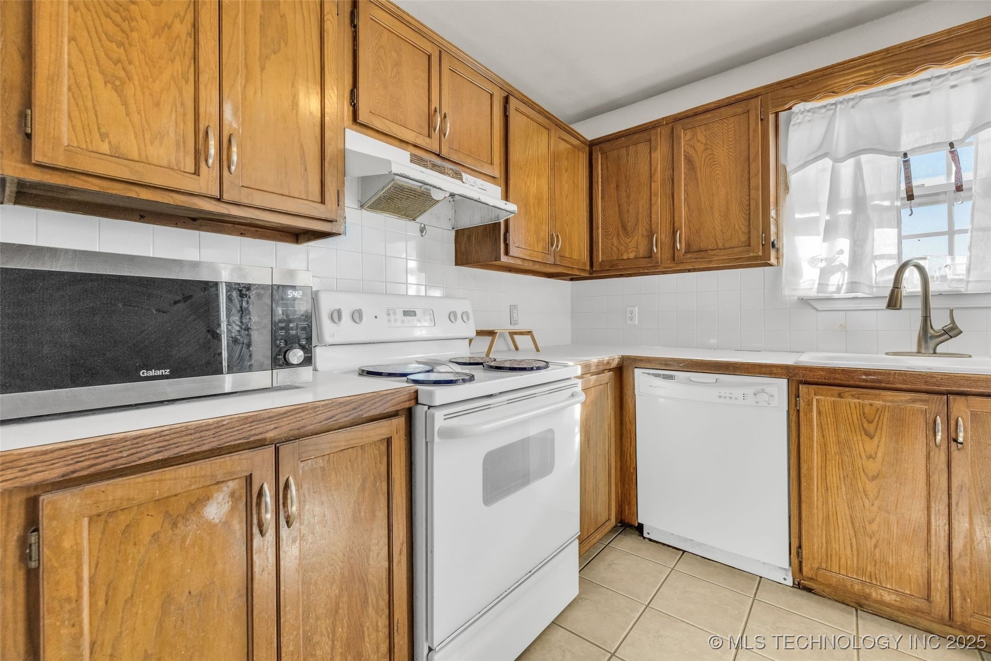 17715 S Santa Fe Street