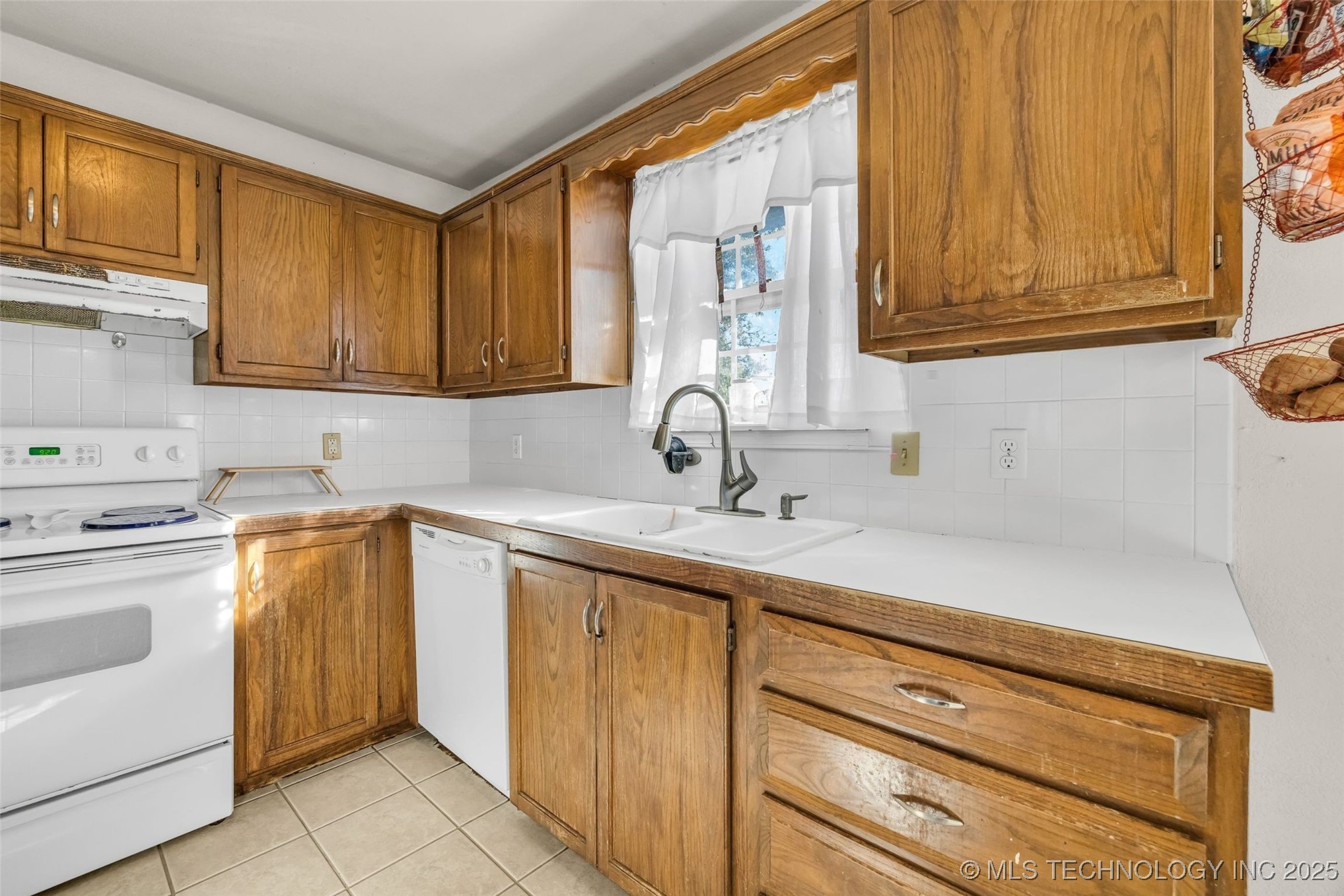 17715 S Santa Fe Street