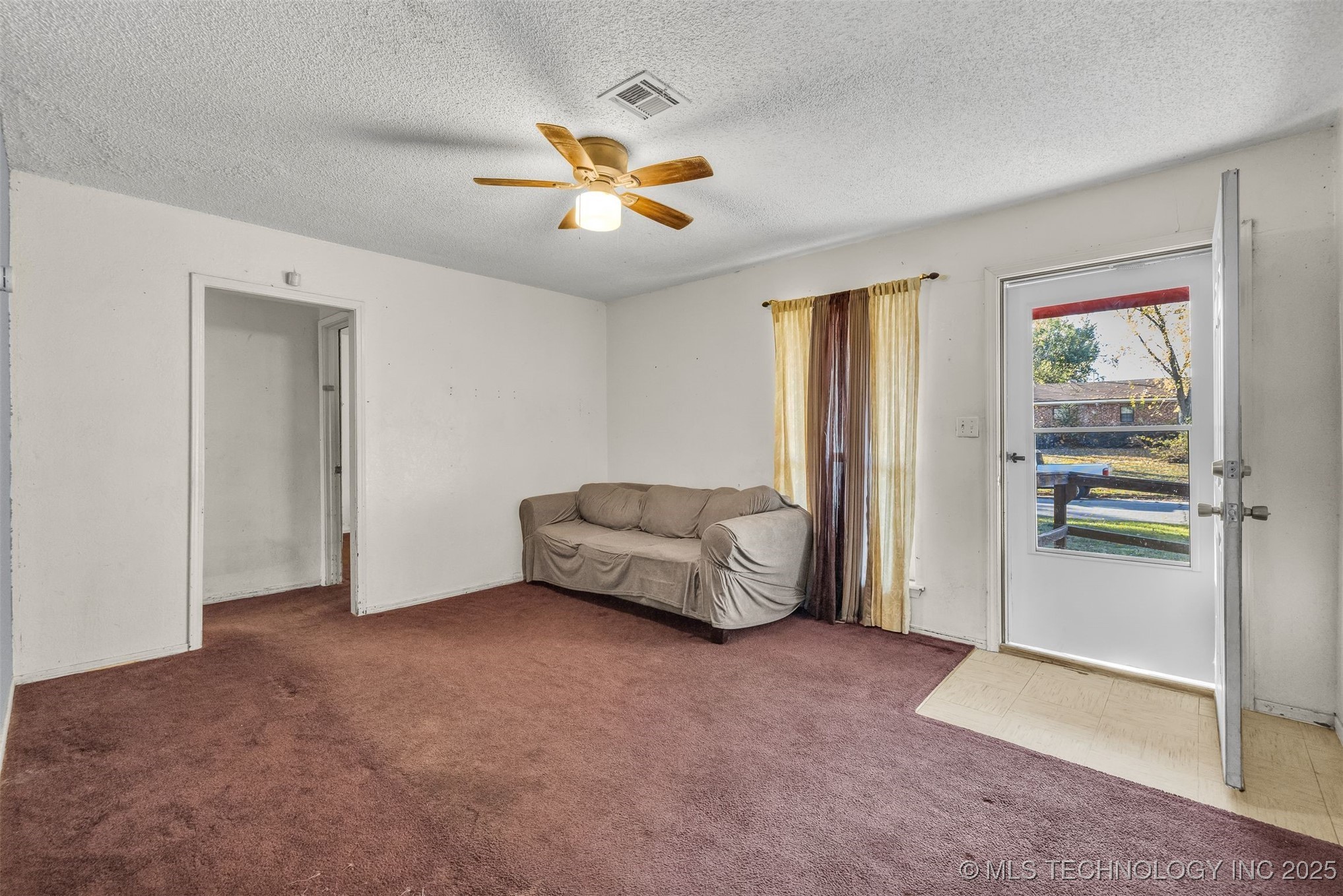 571 W 149th Place