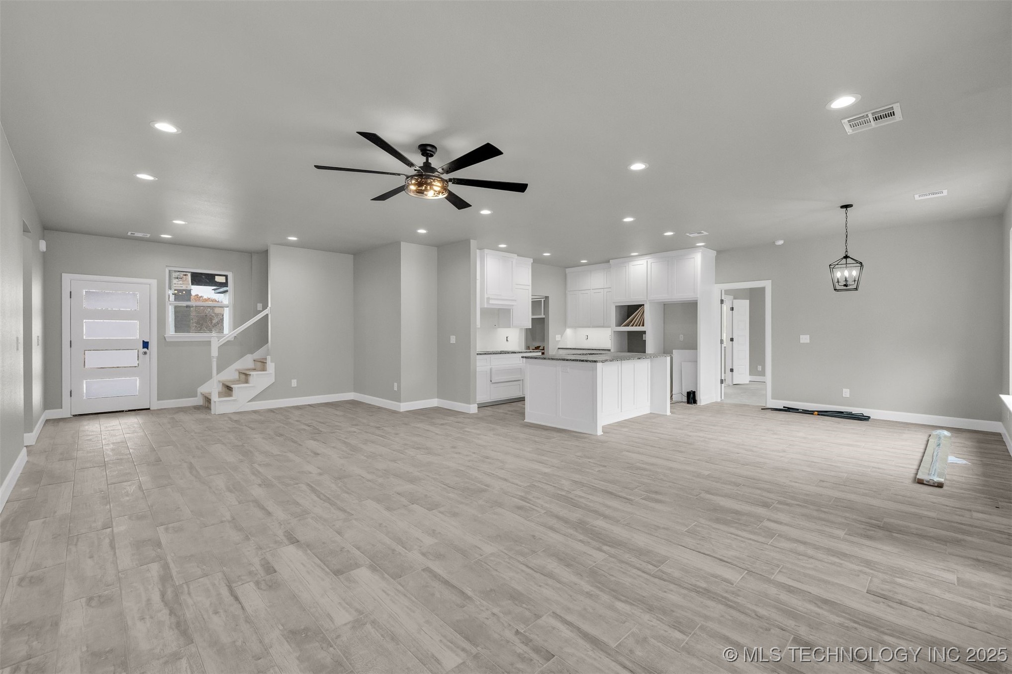 15439 N 55th West Avenue