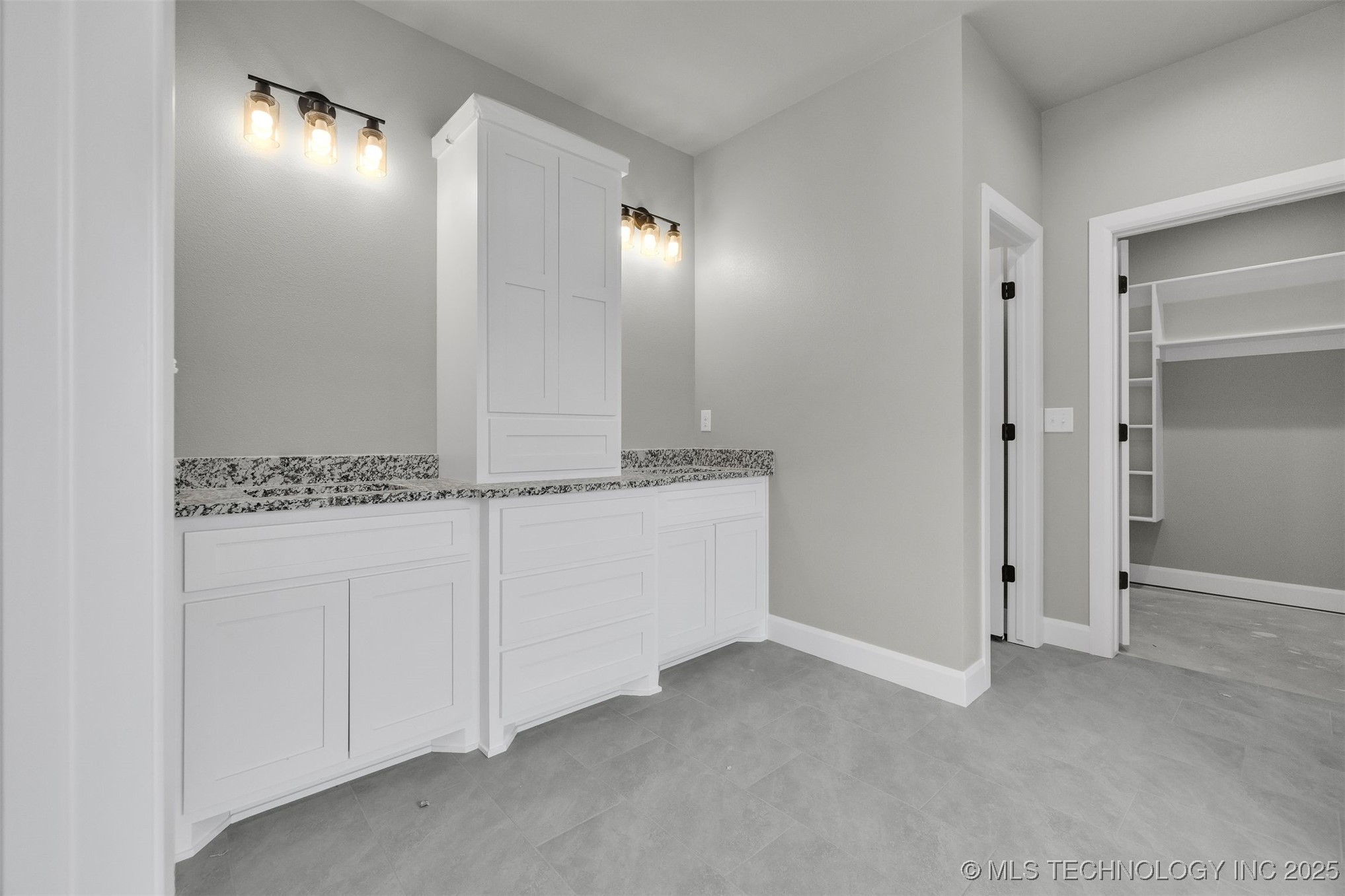 15439 N 55th West Avenue