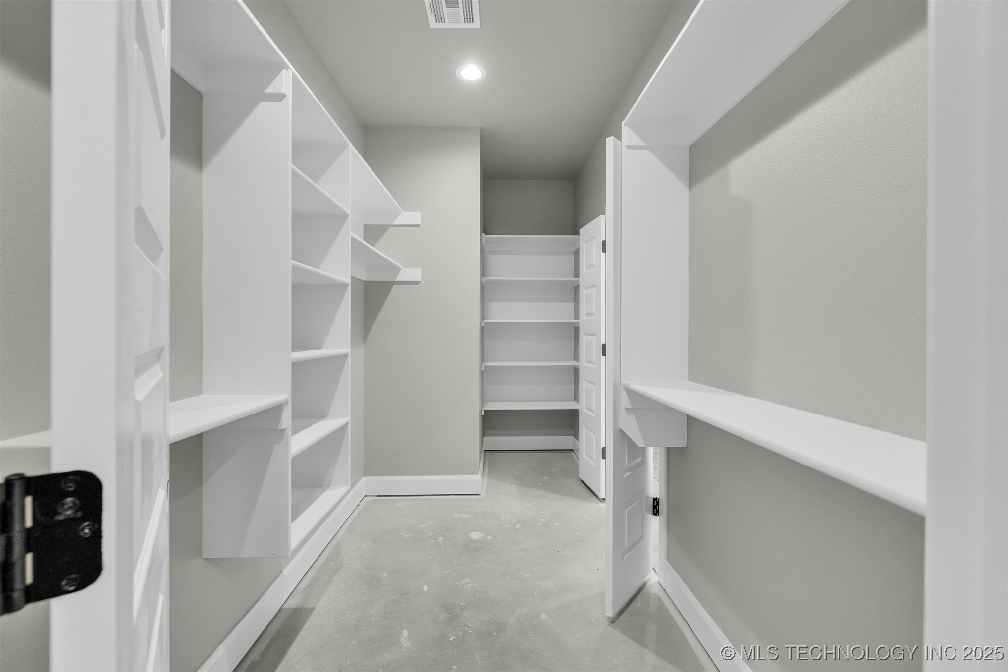 15439 N 55th West Avenue