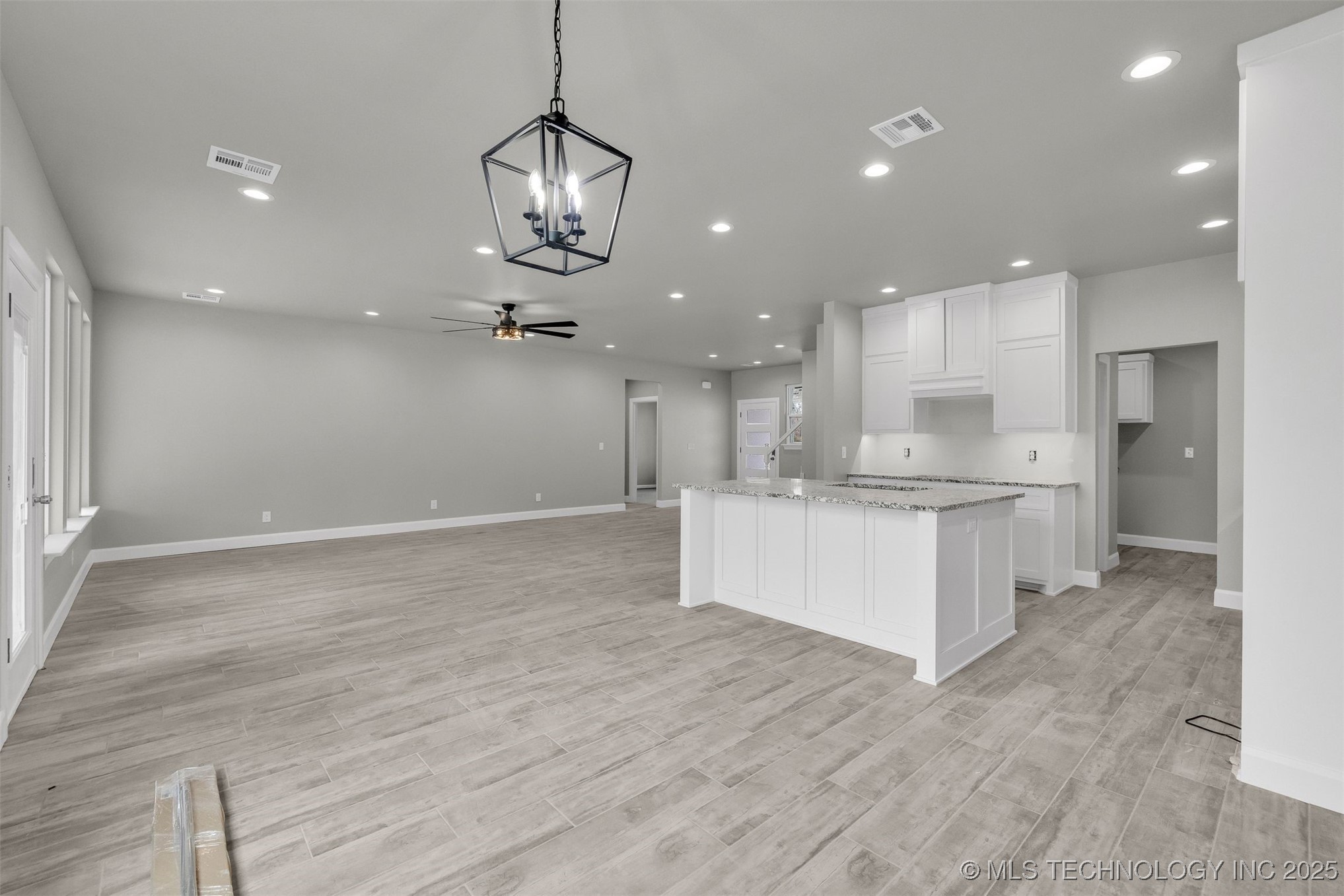 15439 N 55th West Avenue