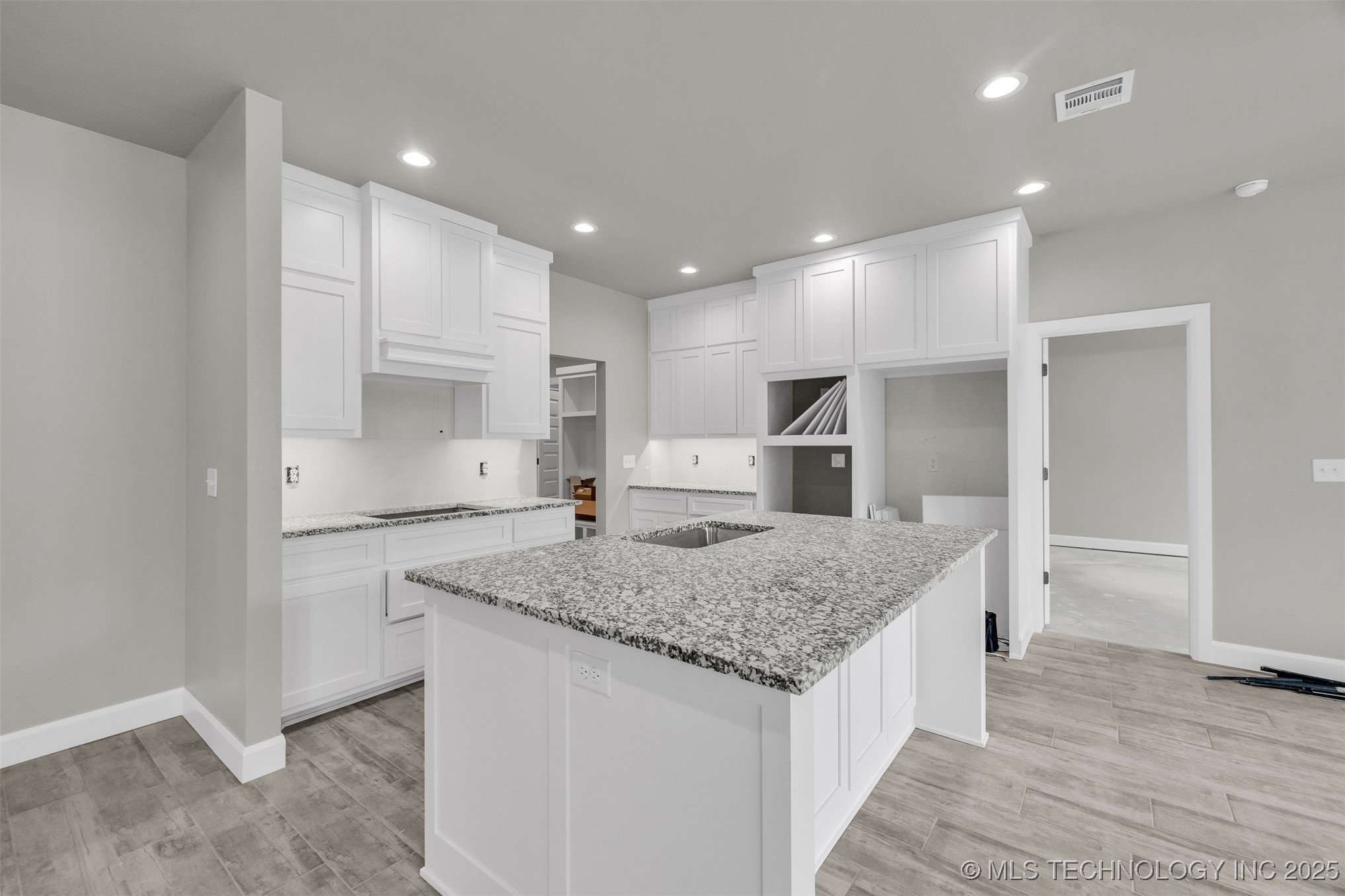 15439 N 55th West Avenue