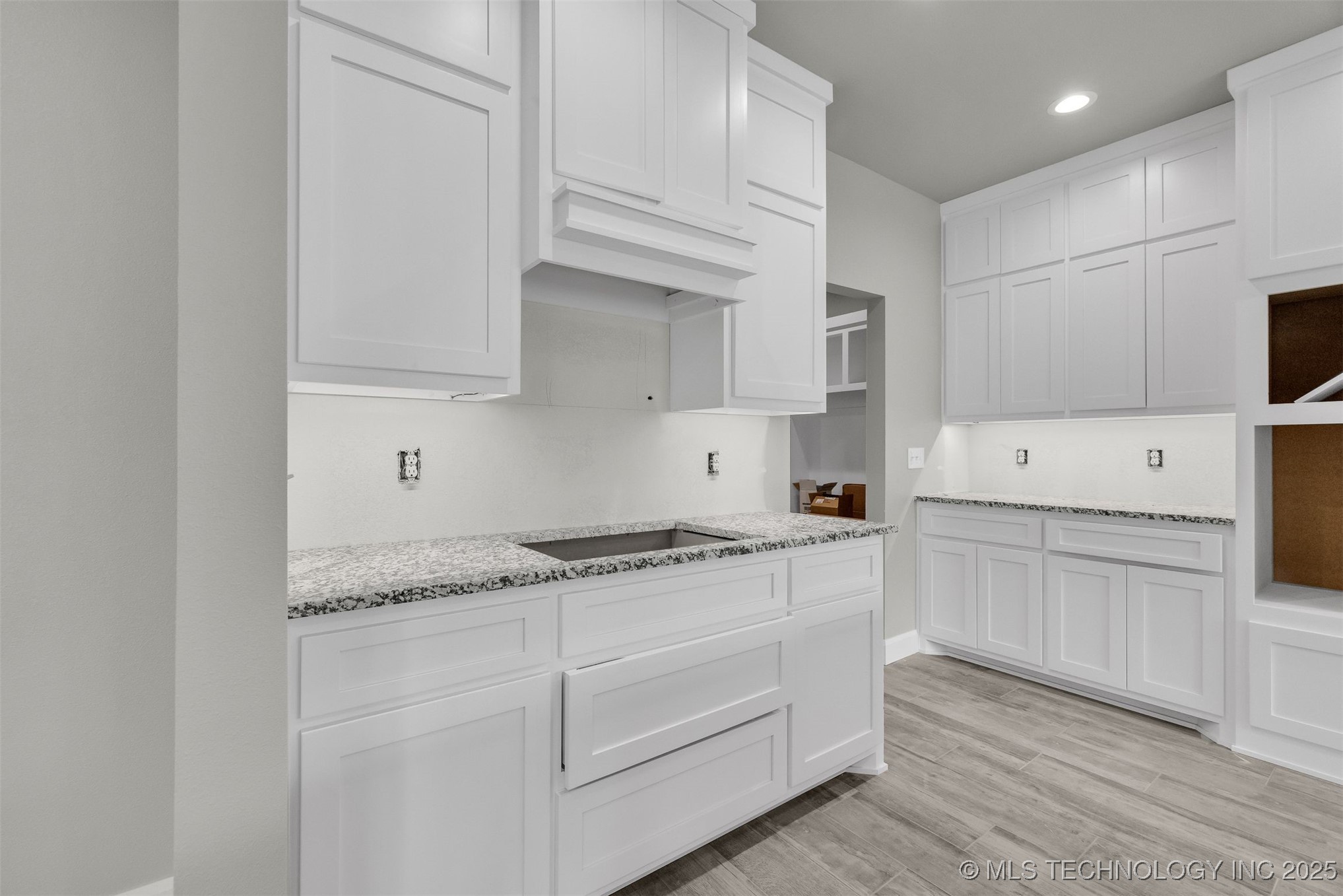 15439 N 55th West Avenue