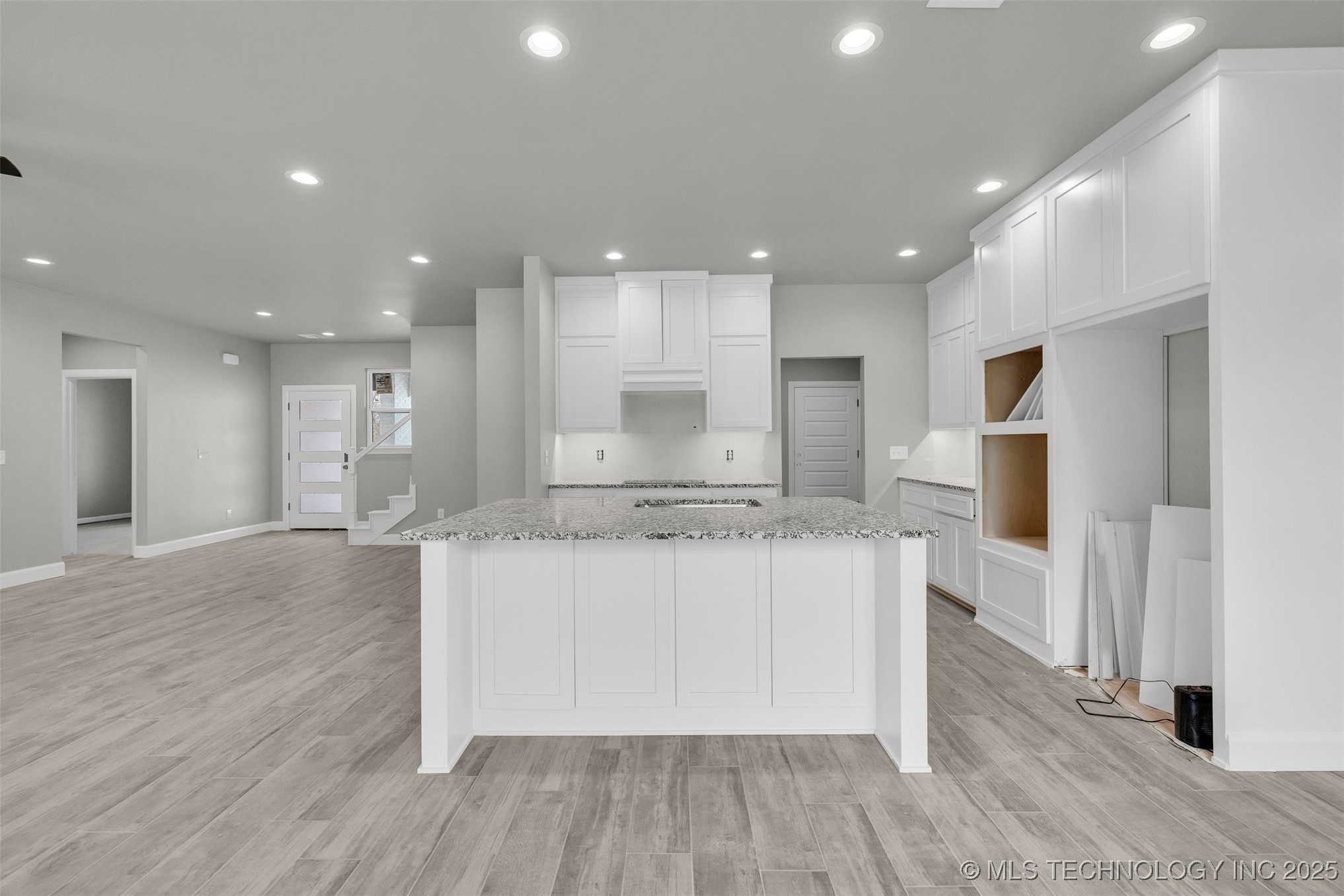 15439 N 55th West Avenue