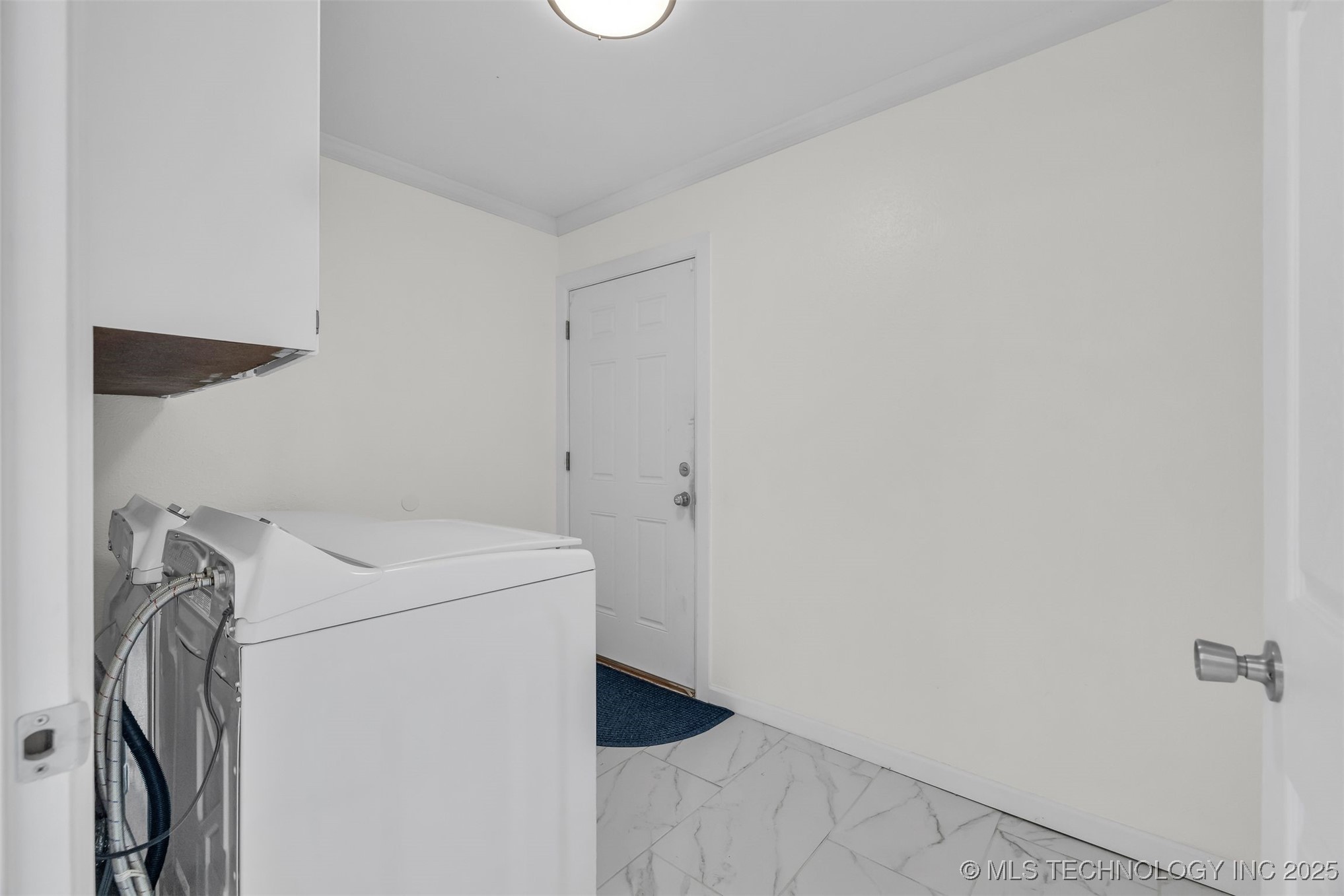 1916 W Indianola Street