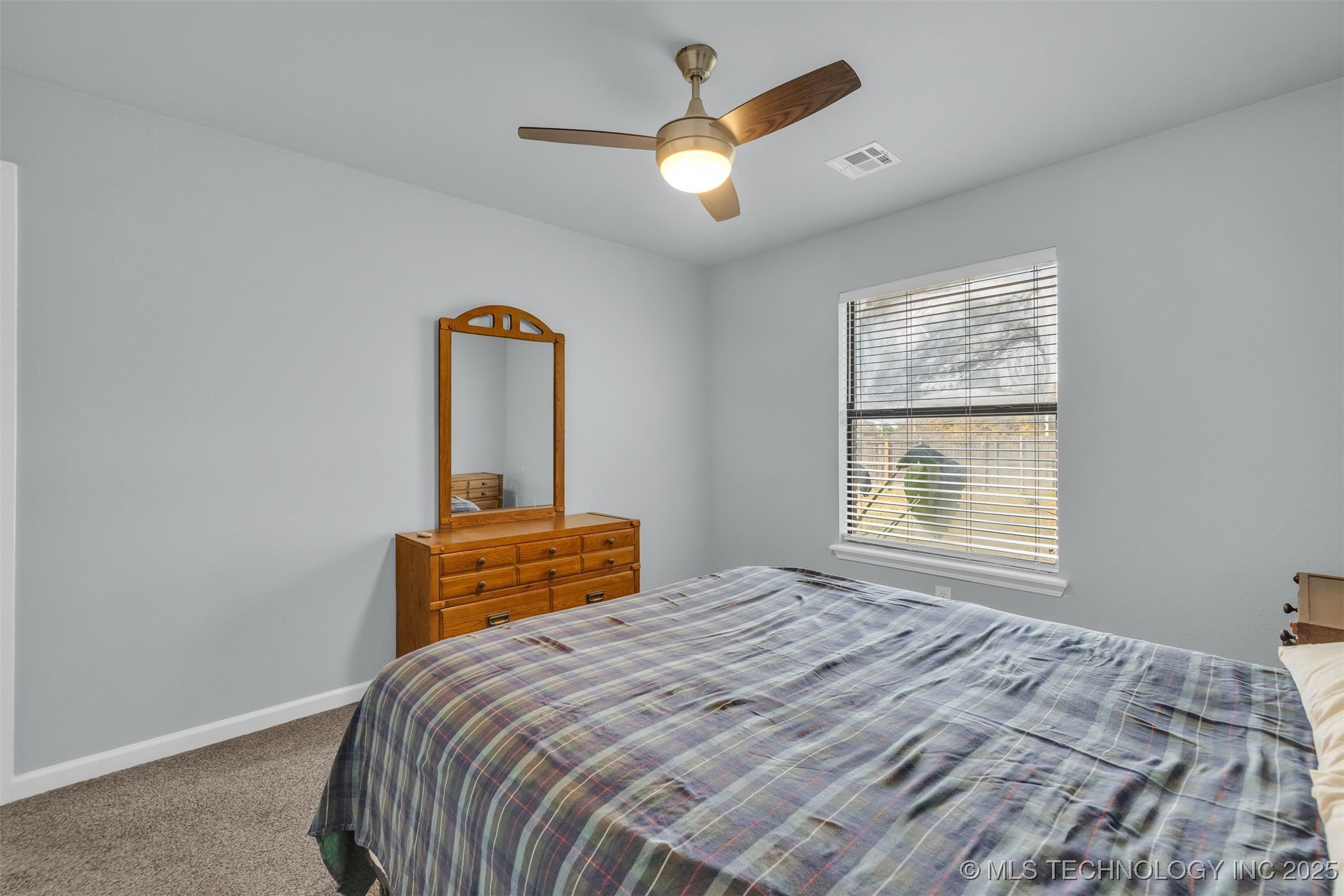 1916 W Indianola Street