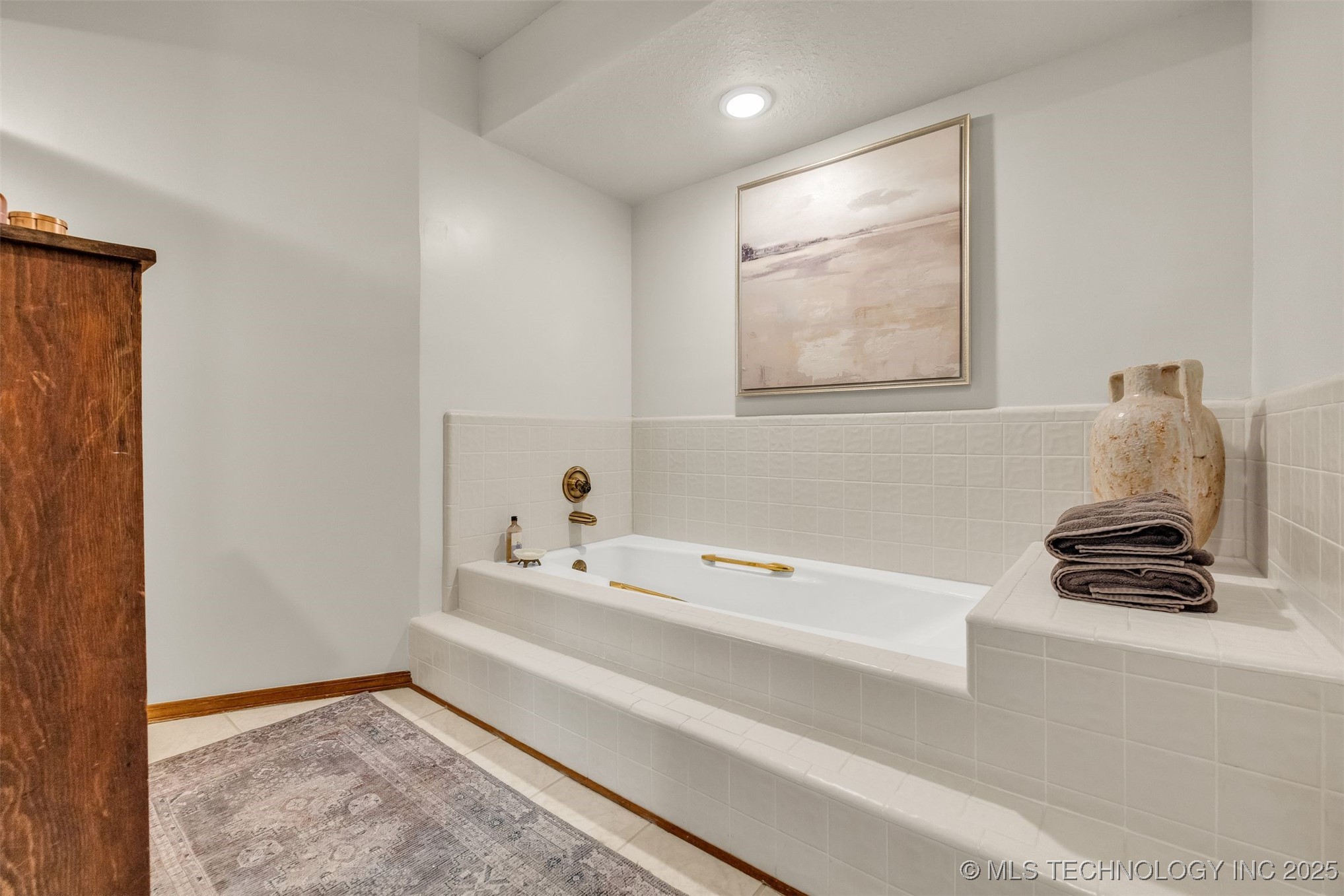 7237 S Birmingham Avenue