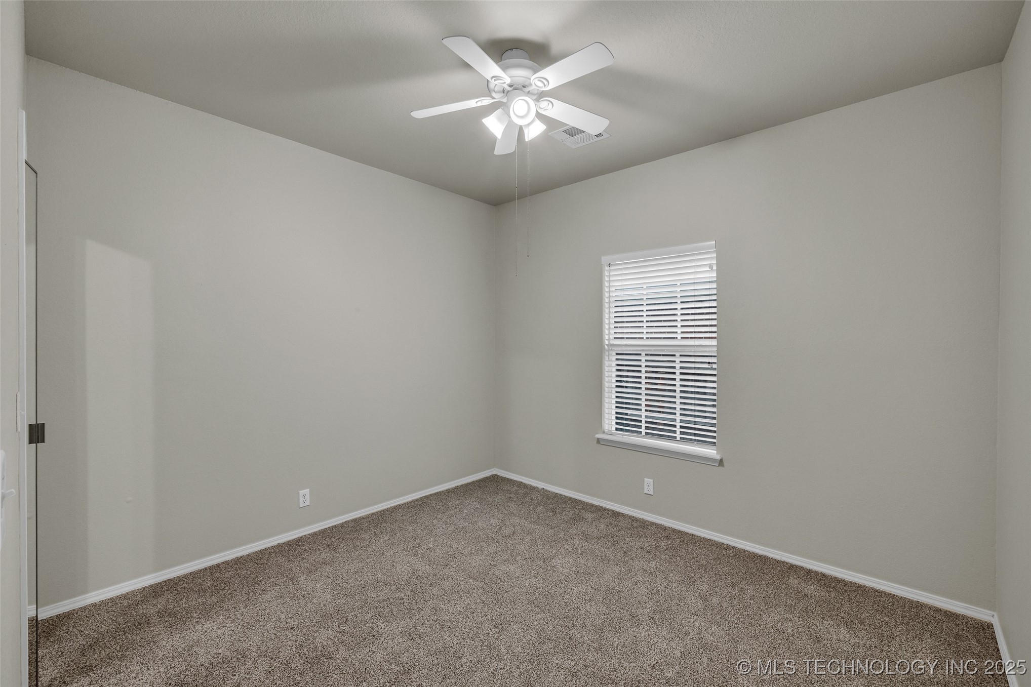 5213 E 109th Place