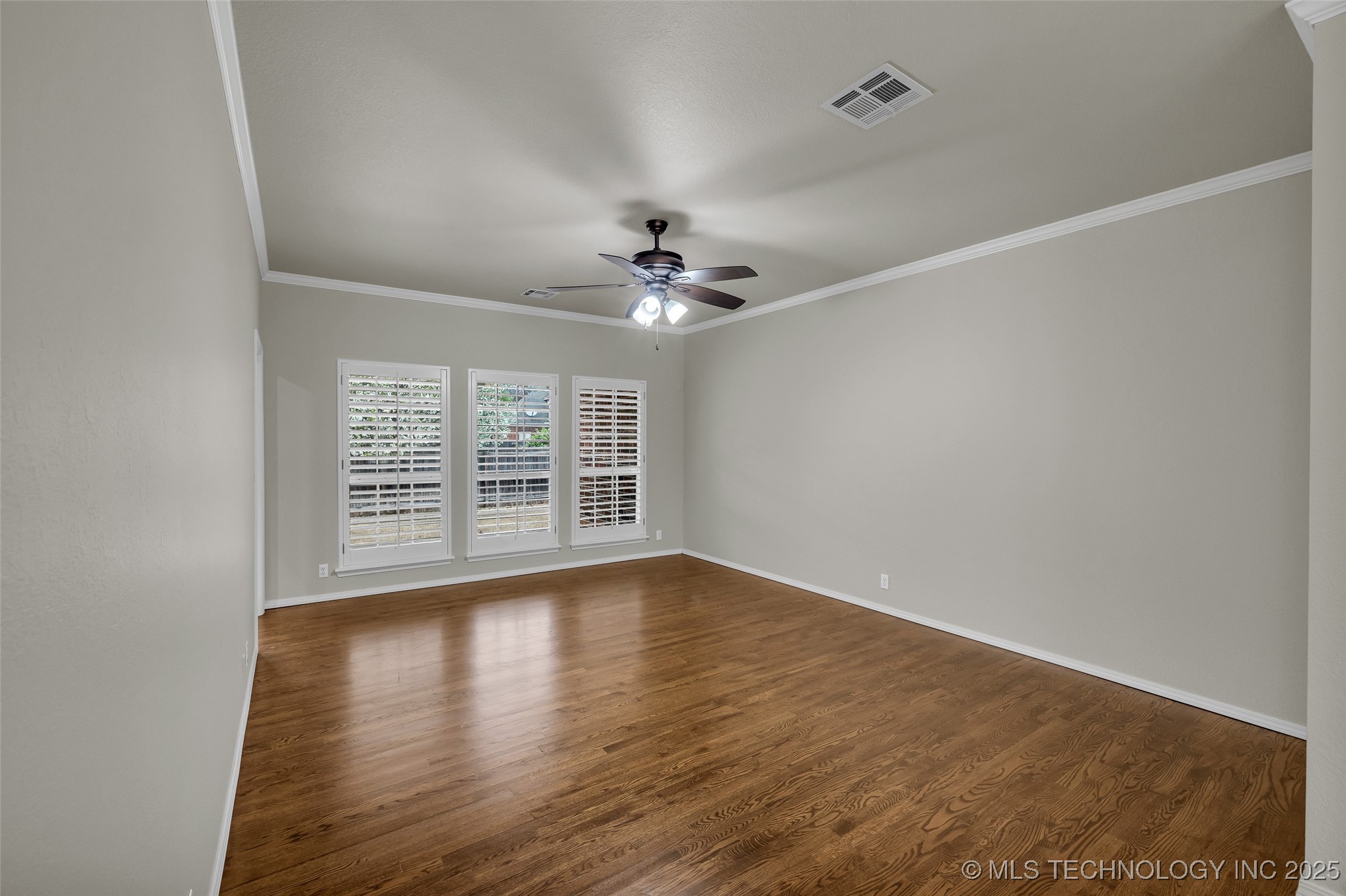 5213 E 109th Place