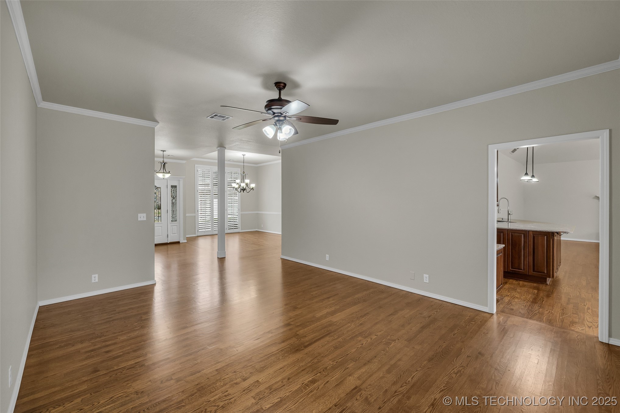 5213 E 109th Place