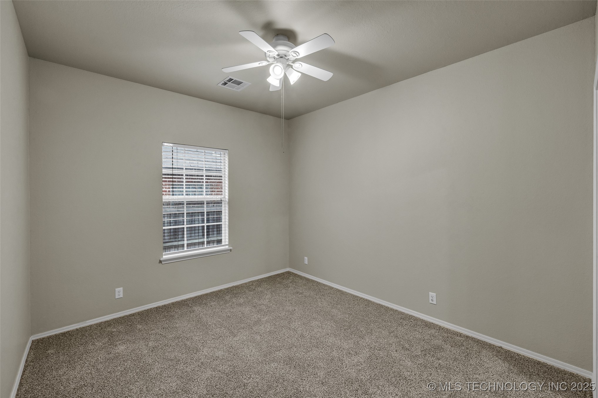 5213 E 109th Place