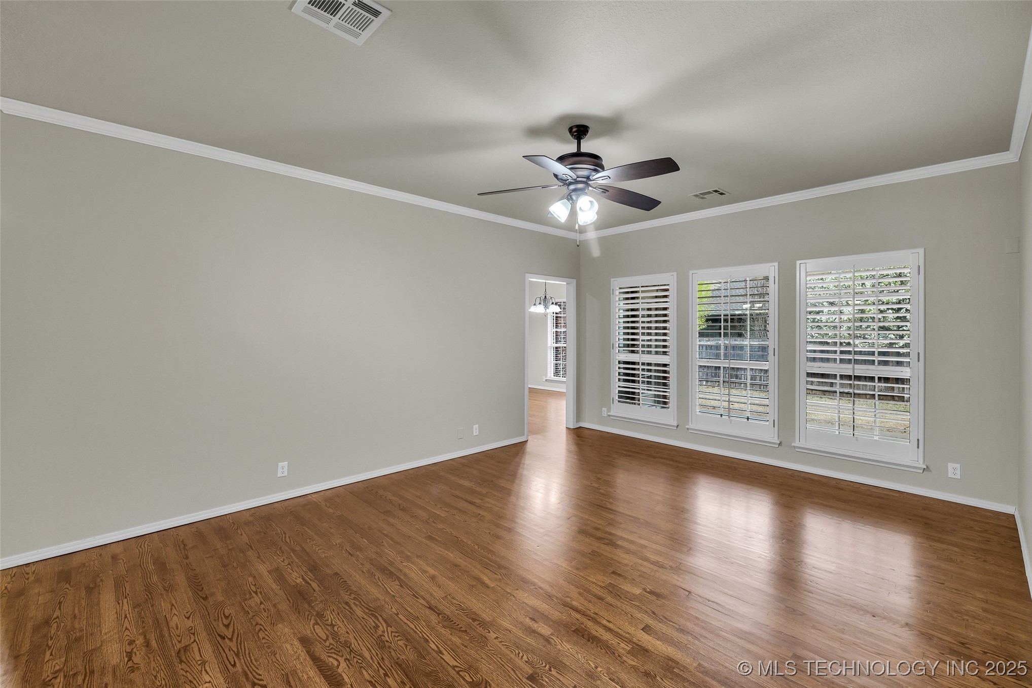 5213 E 109th Place