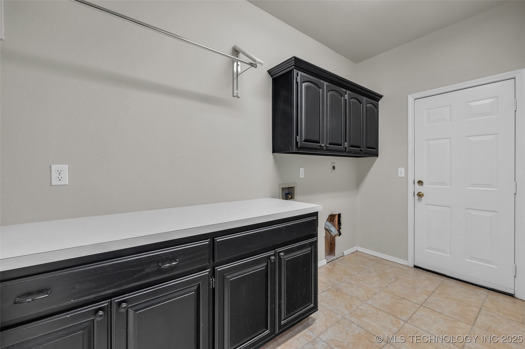 5213 E 109th Place