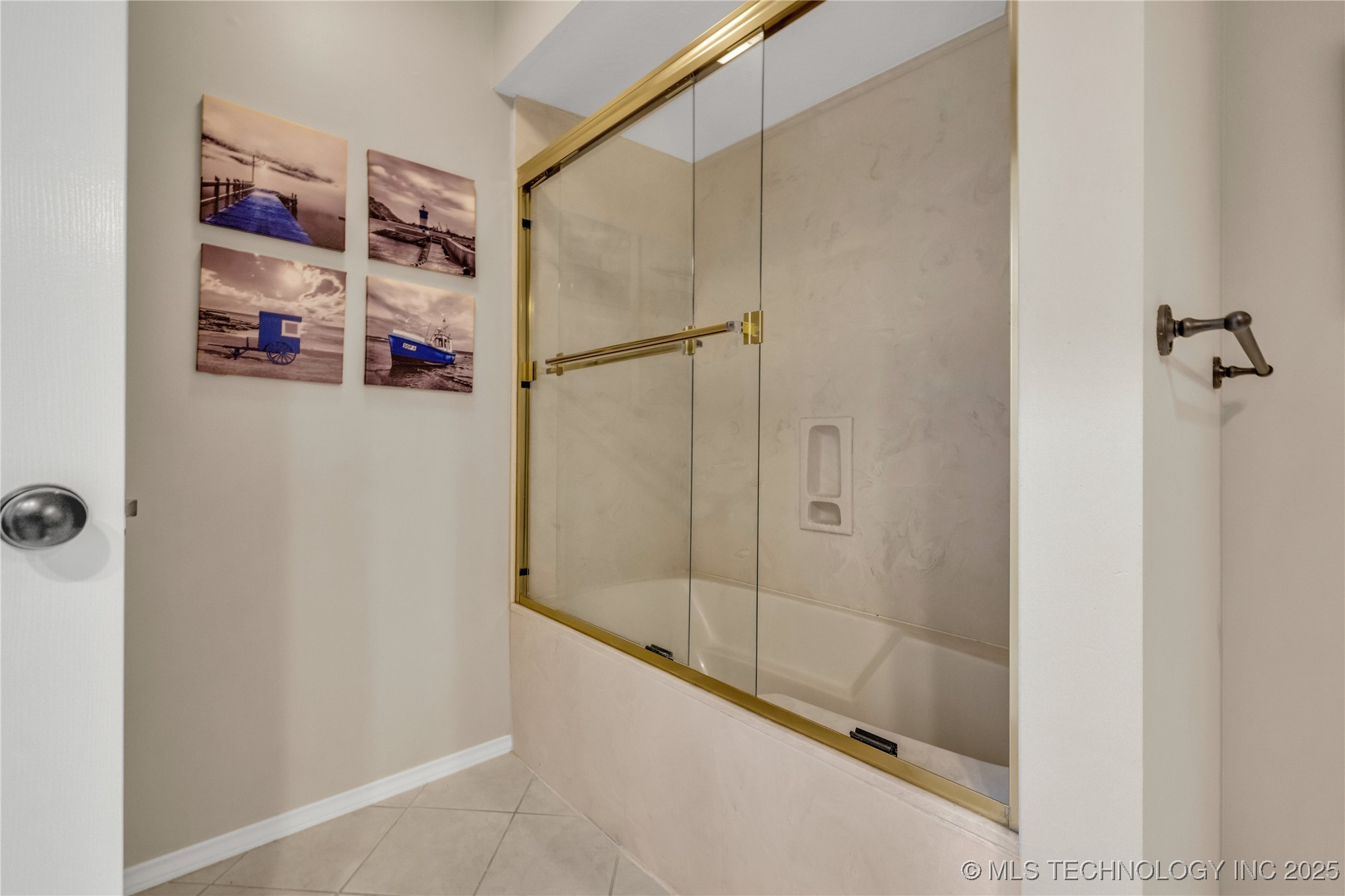 4405 W Ithica Street