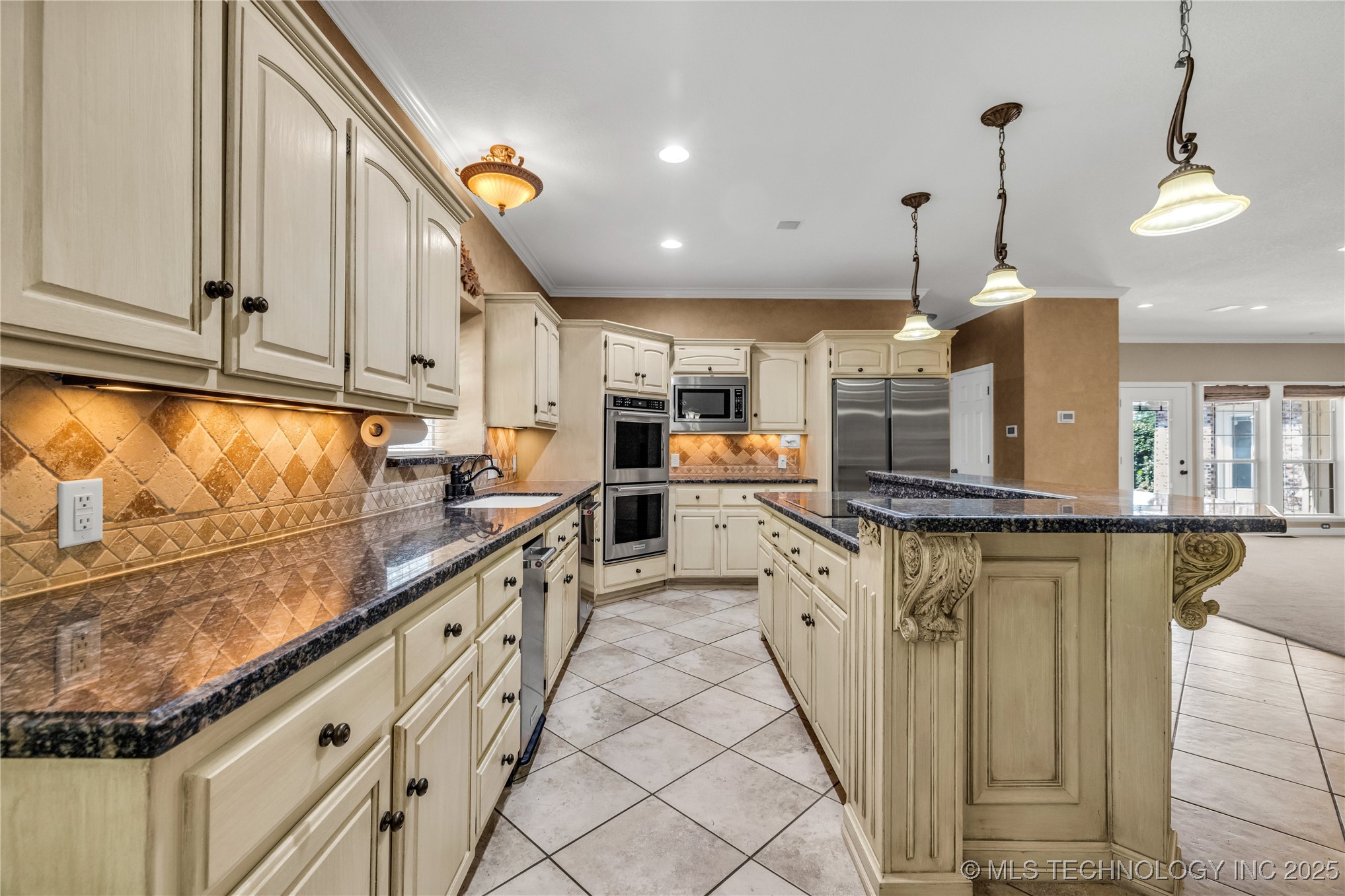 4405 W Ithica Street