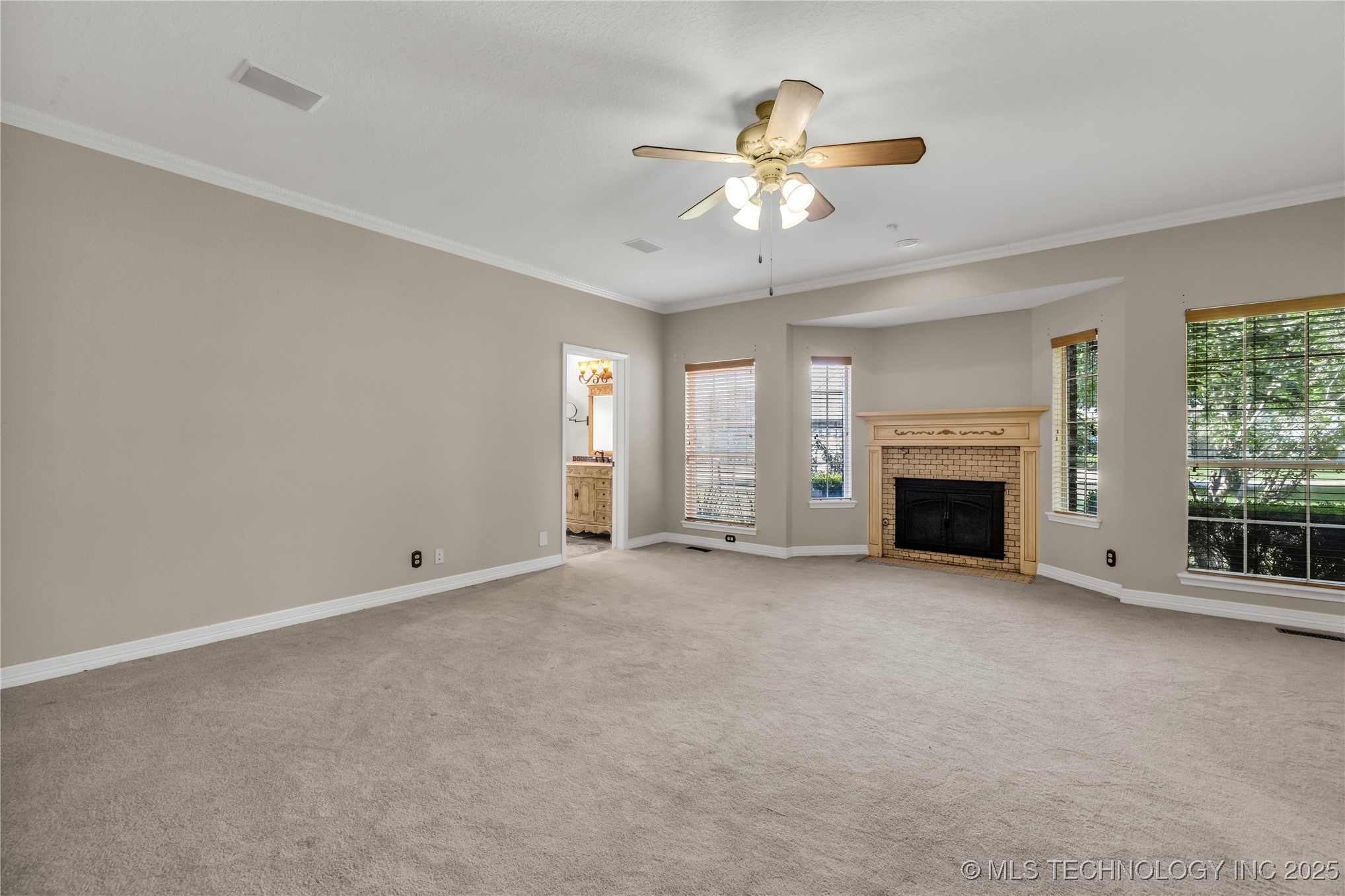 4405 W Ithica Street