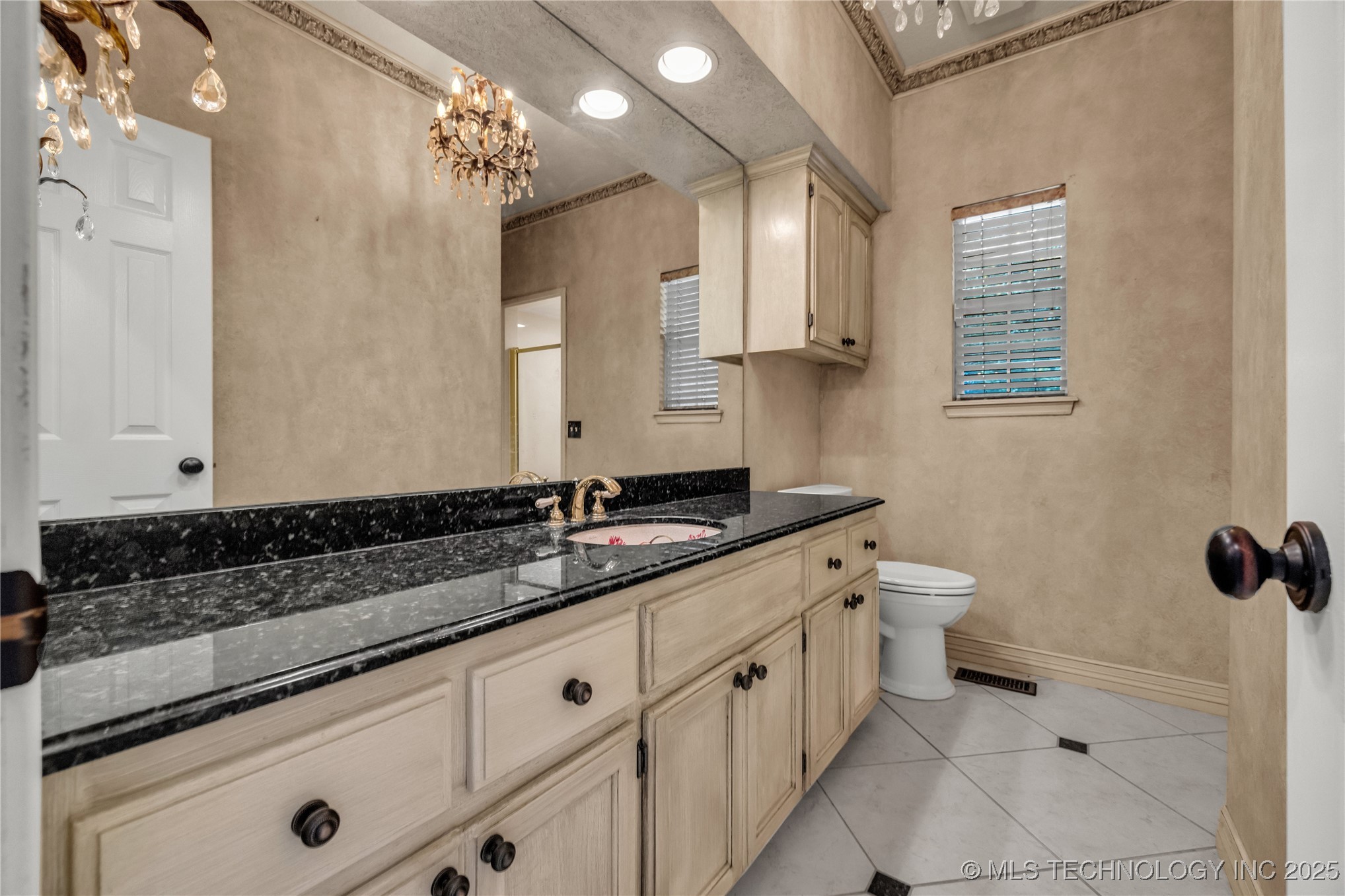 4405 W Ithica Street