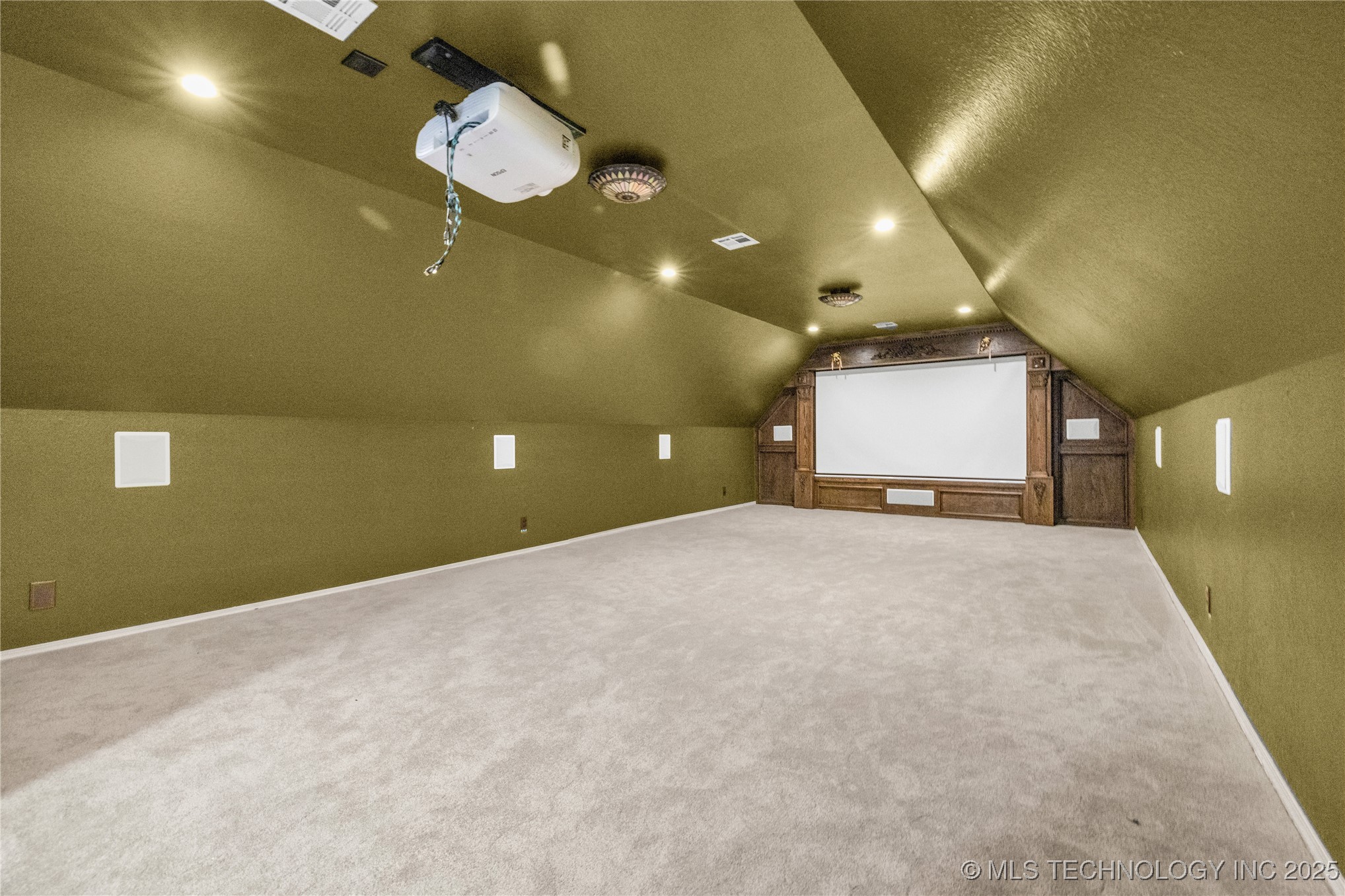 4405 W Ithica Street