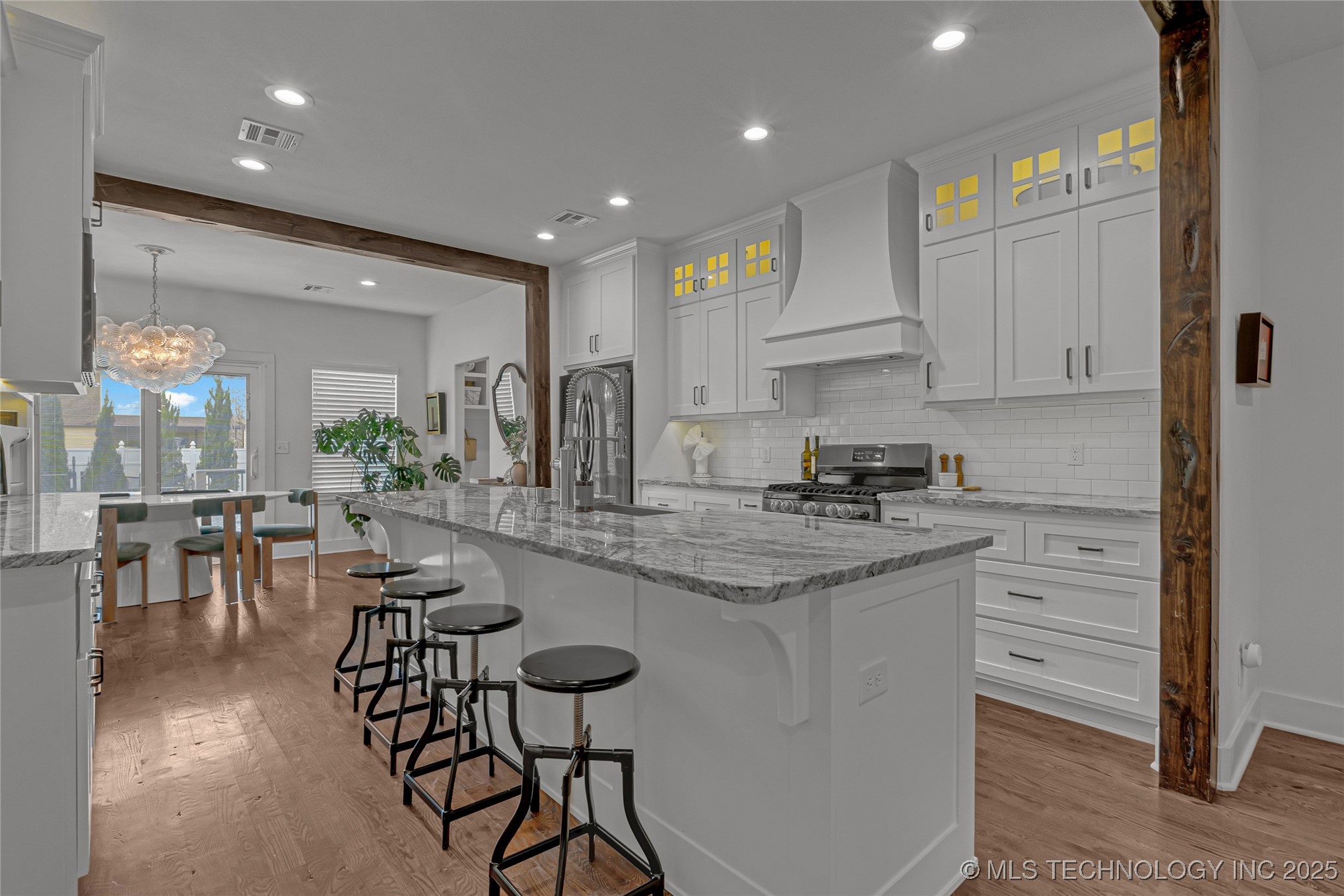 3042 S Cincinnati Avenue