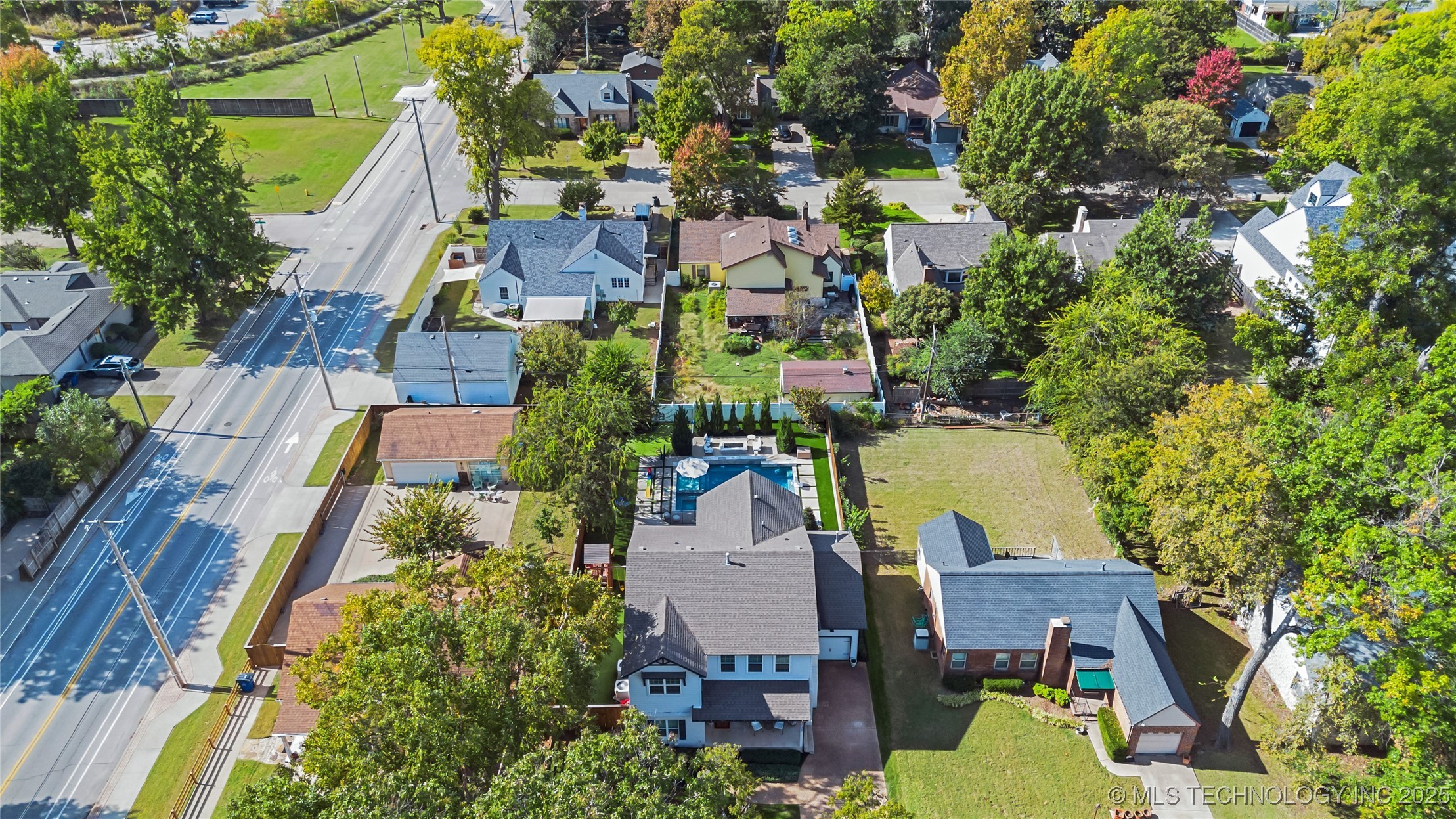 3042 S Cincinnati Avenue