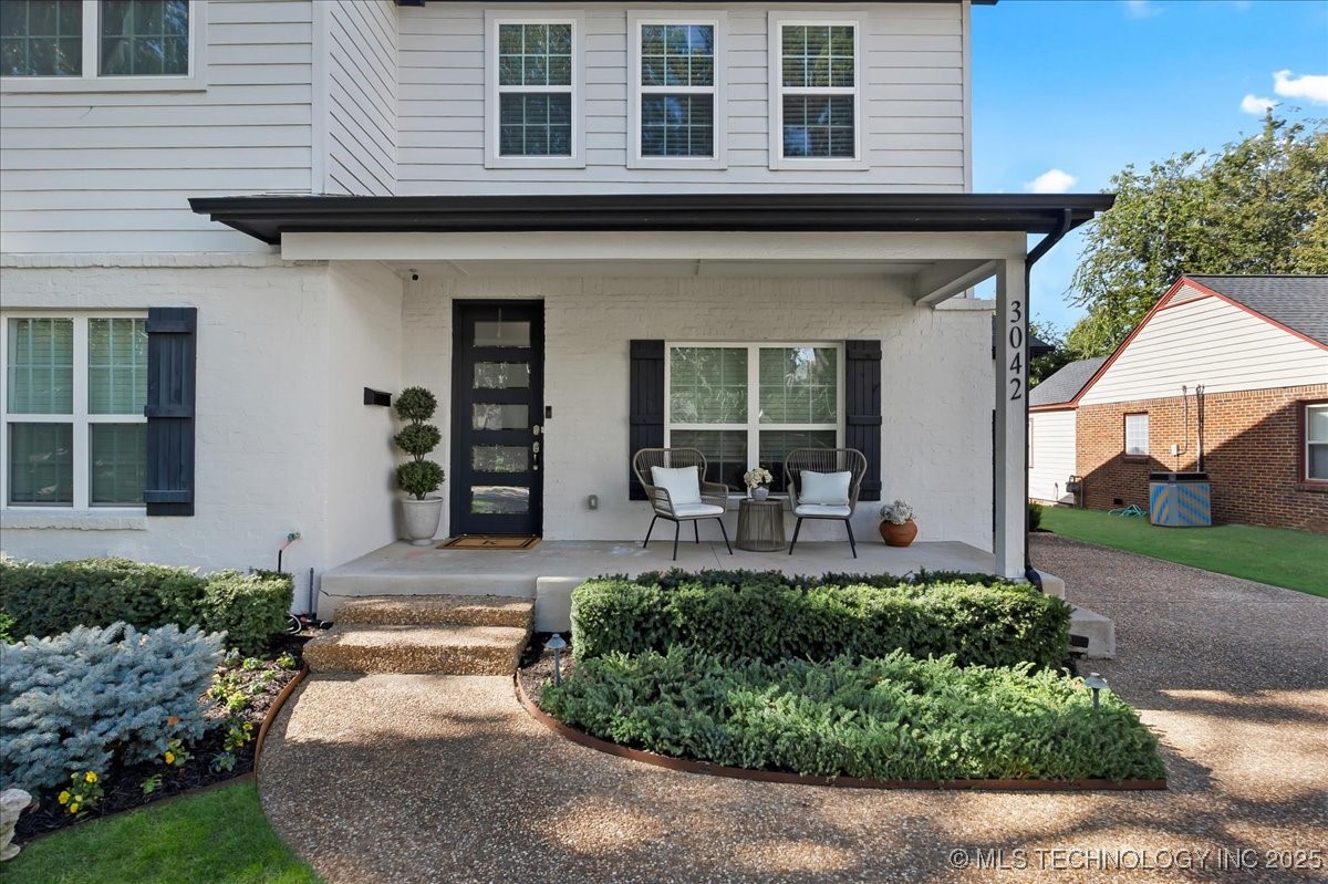 3042 S Cincinnati Avenue