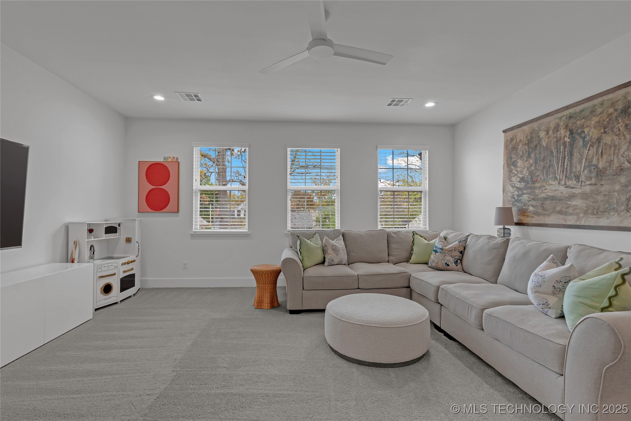 3042 S Cincinnati Avenue